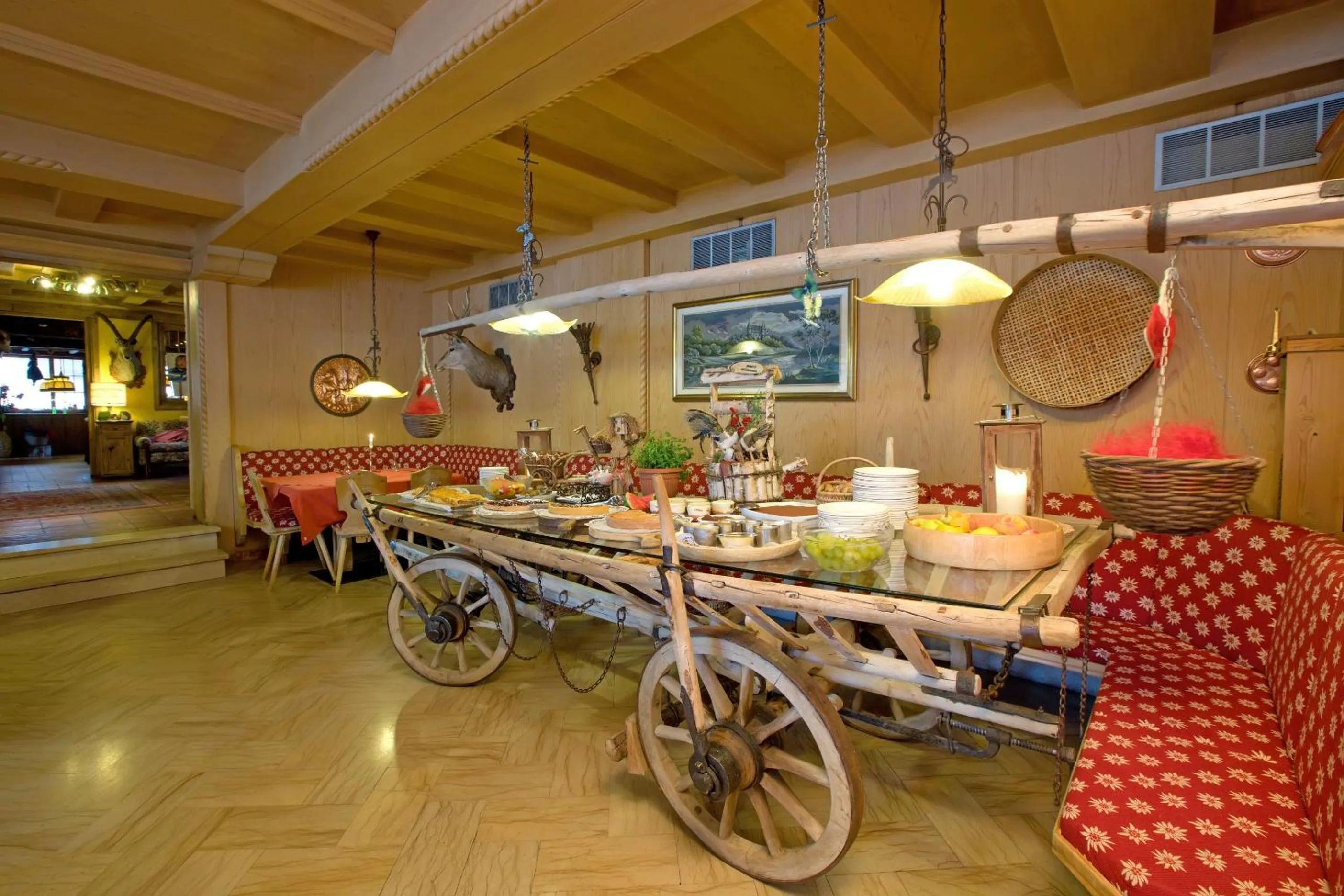 Restaurant/places to eat in Hotel La Montanina