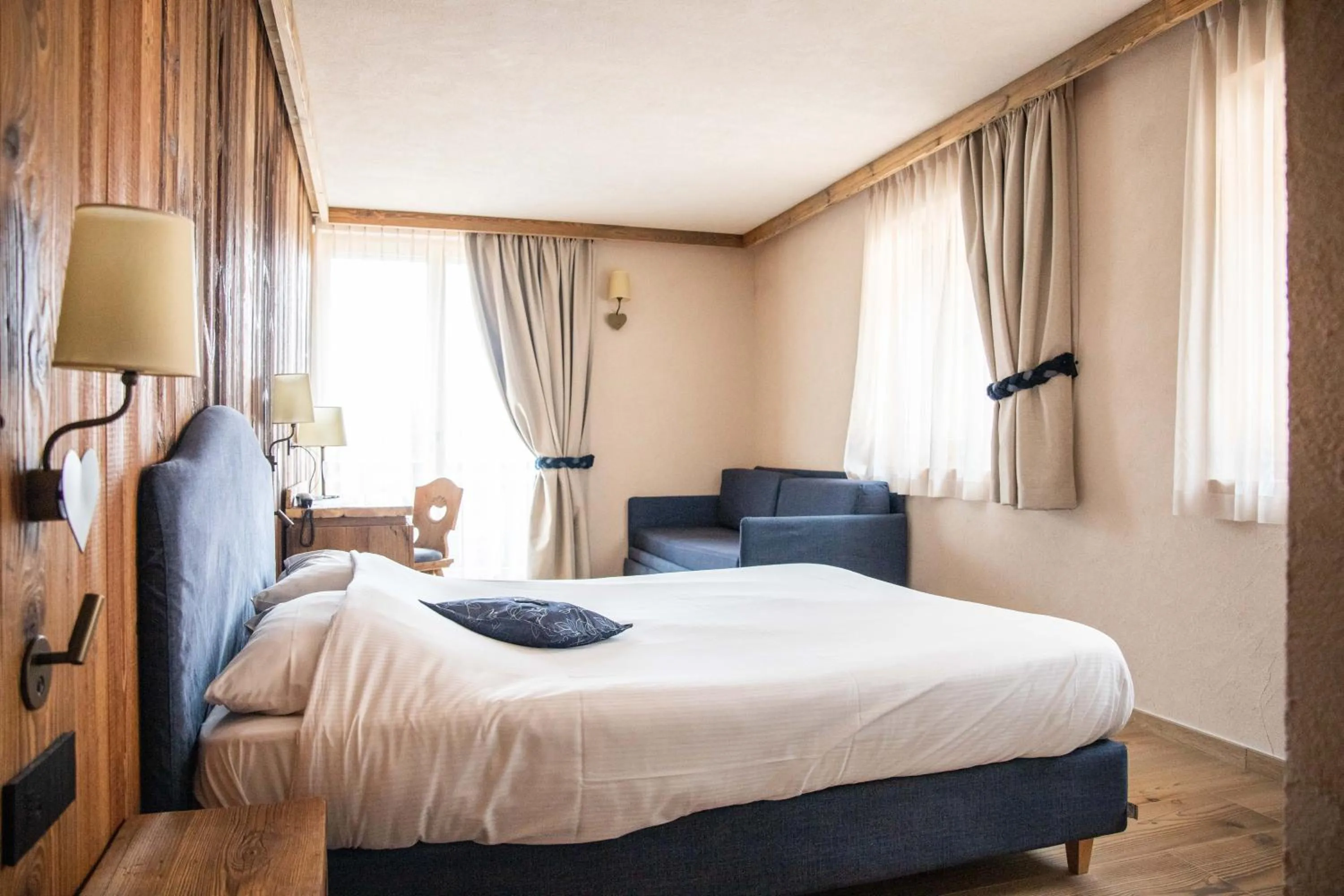 Photo of the whole room, Bed in Hotel La Montanina