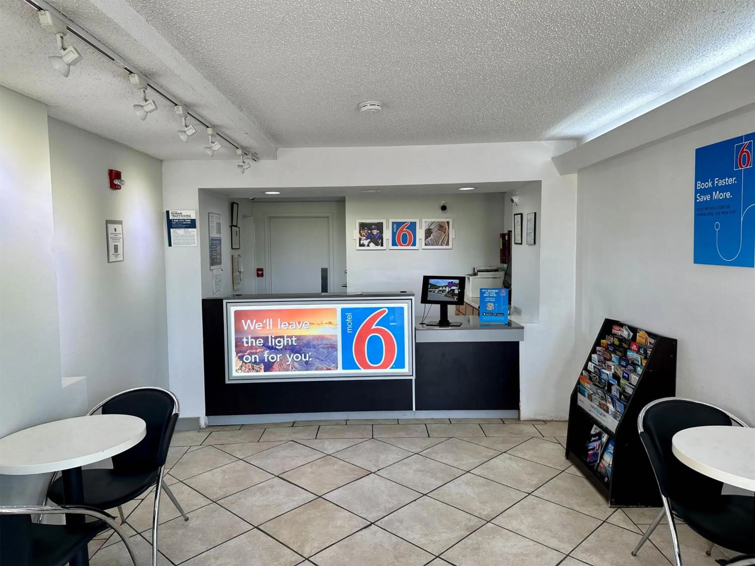 Lobby or reception in Motel 6-West Monroe, LA