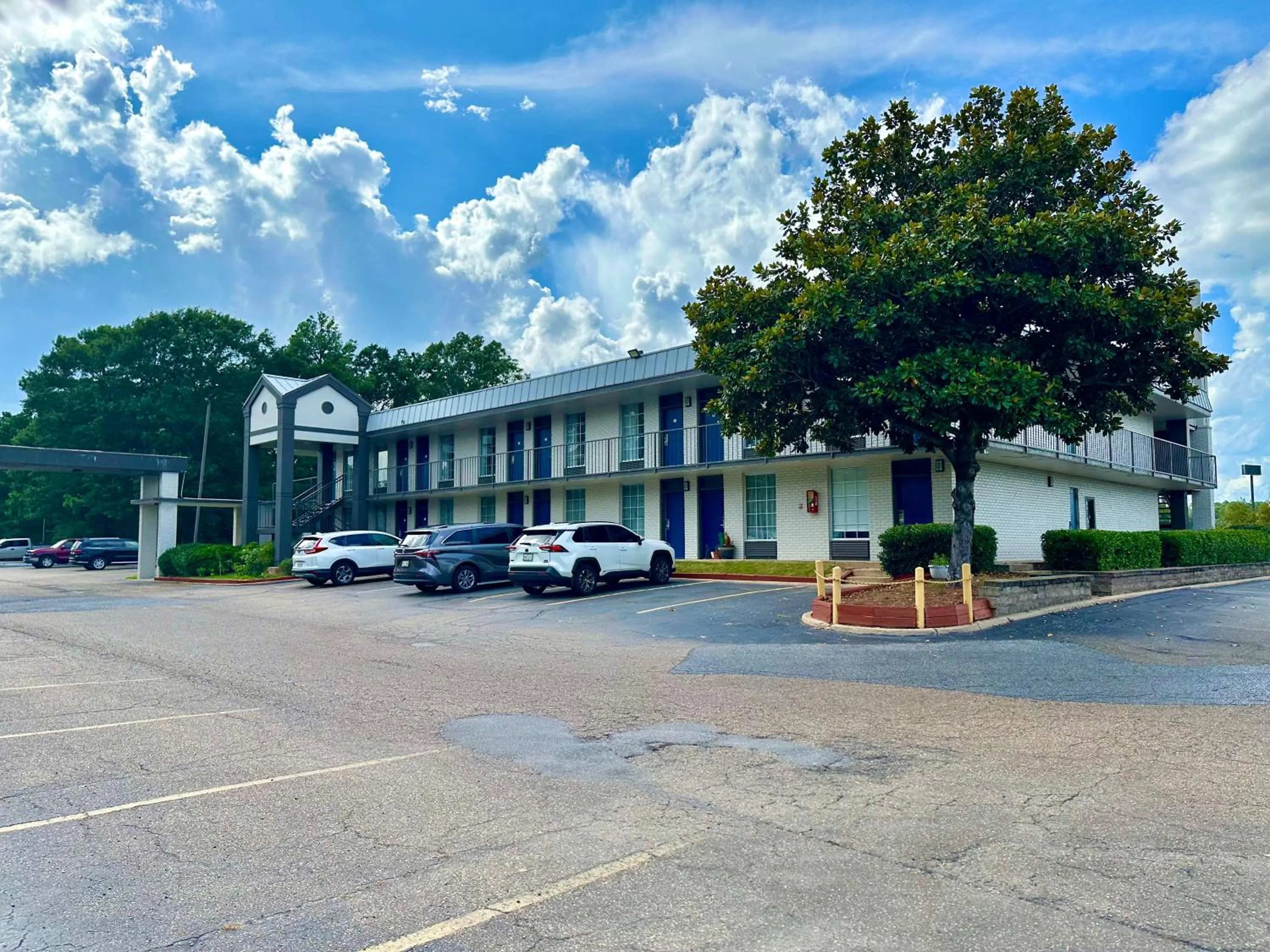 Property building in Motel 6-West Monroe, LA