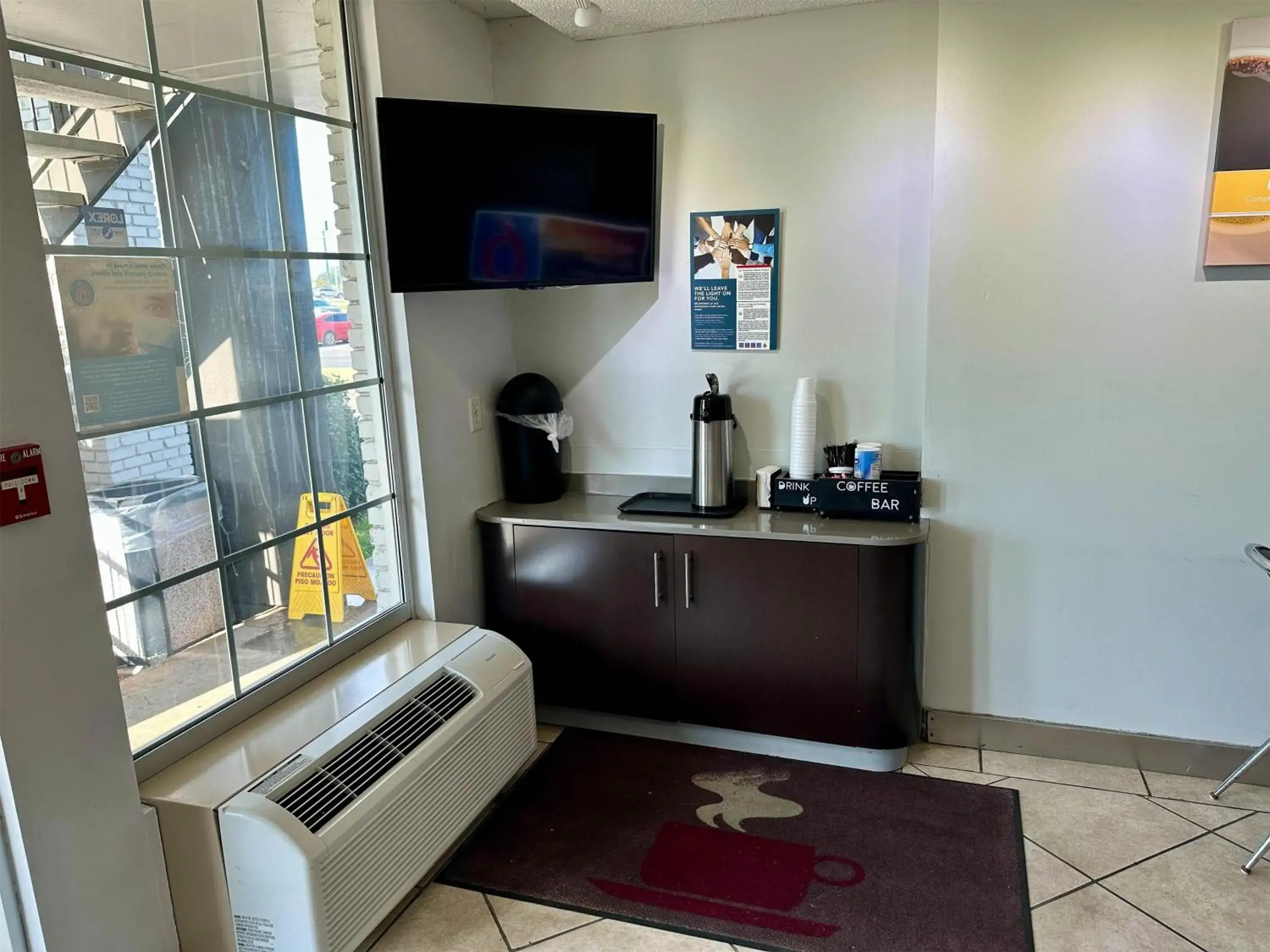 Restaurant/places to eat in Motel 6-West Monroe, LA Restaurant/places to eat in Motel 6-West Monroe, LA