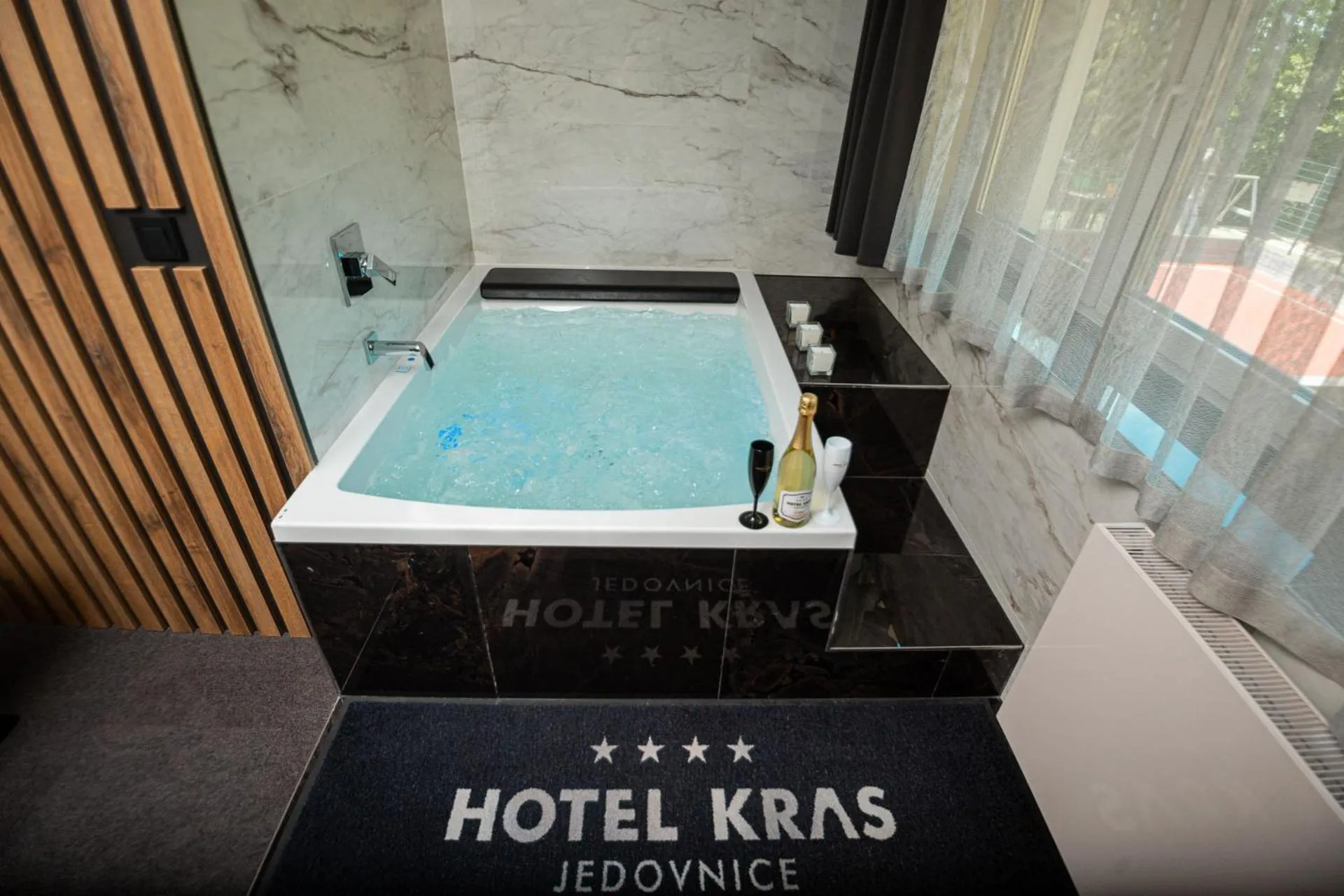 Hotel Kras