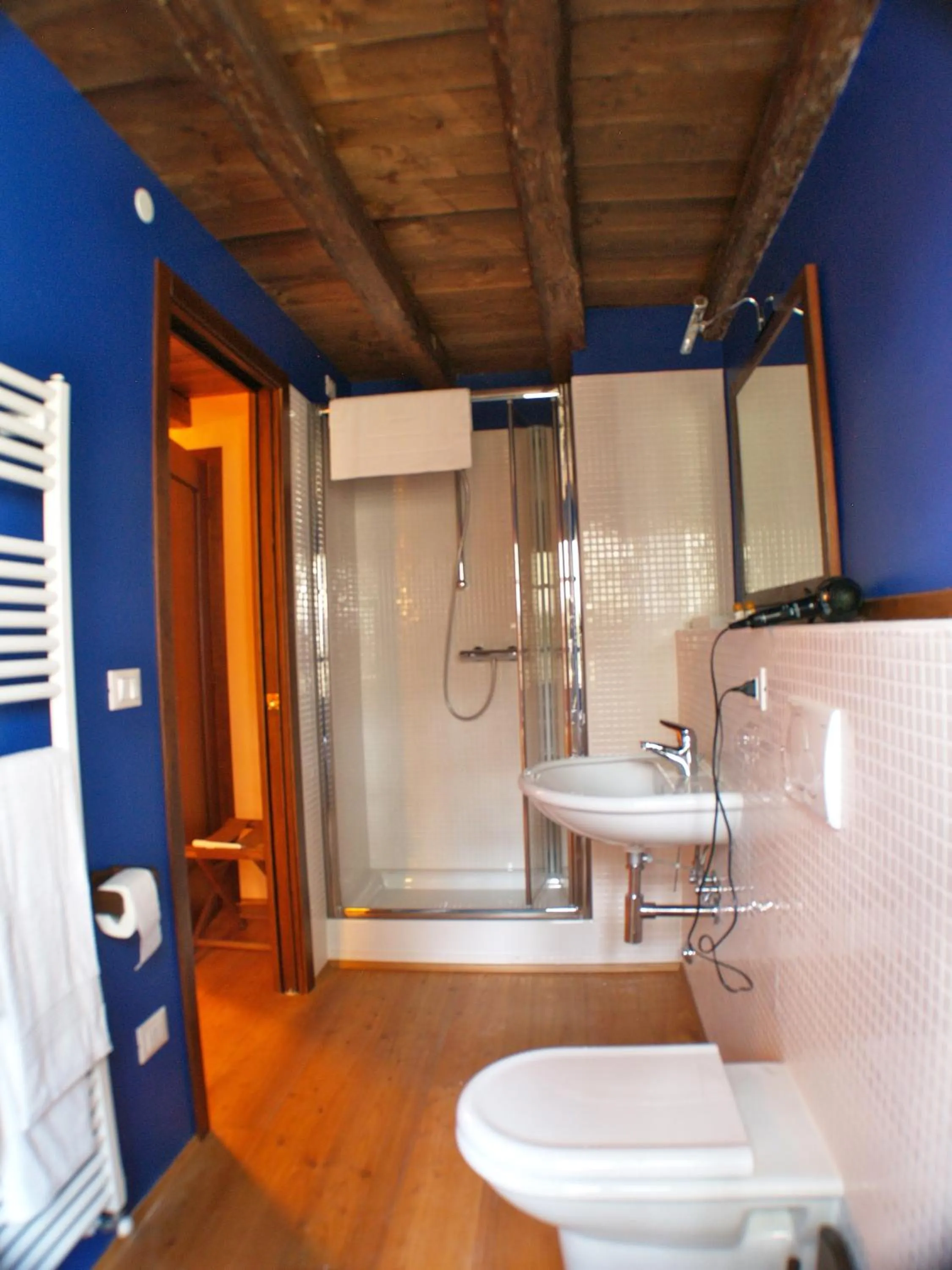 Shower in Ca' Marsure B&B