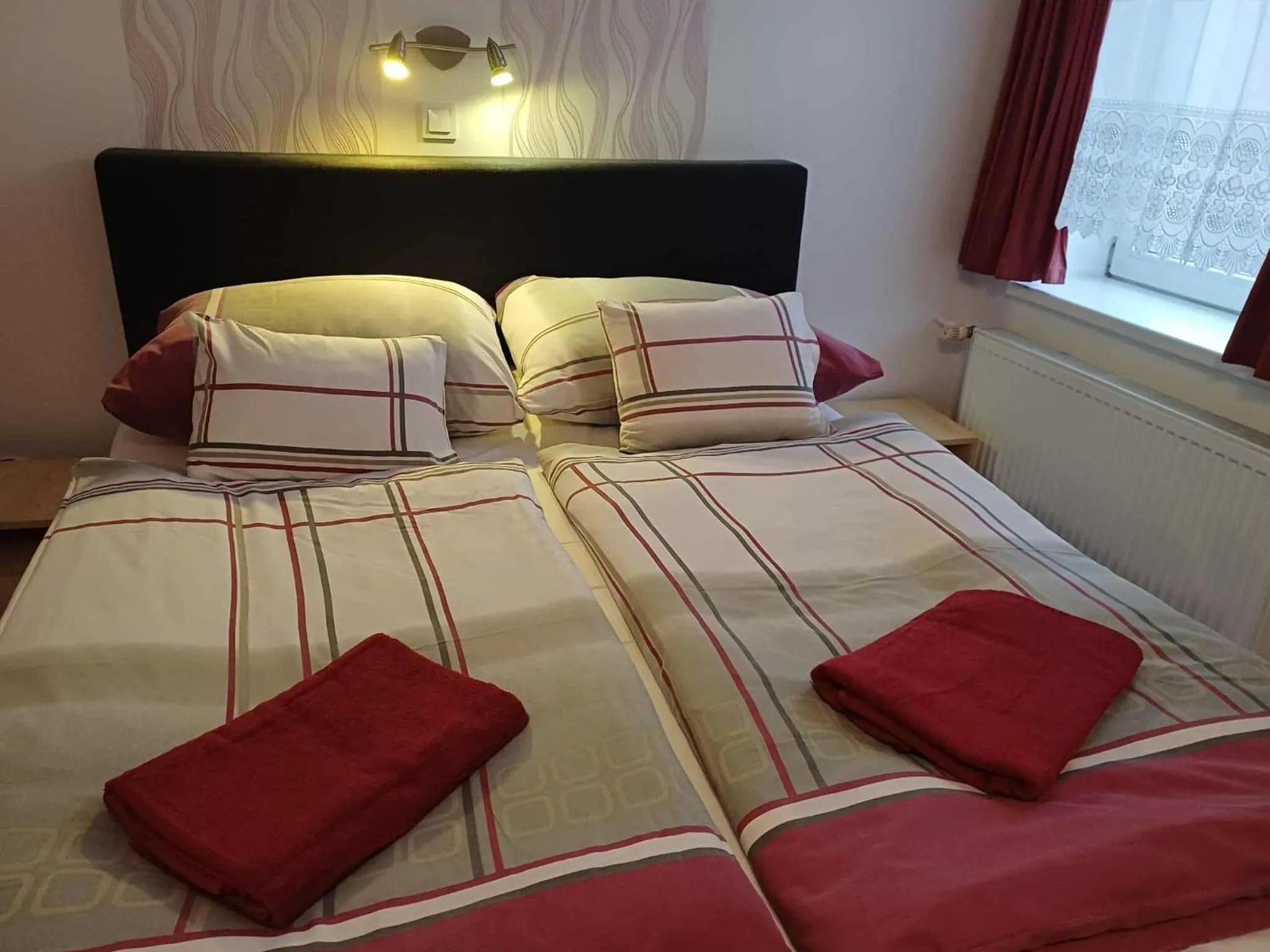 Bed in Fehér Hajó Panzió Győr