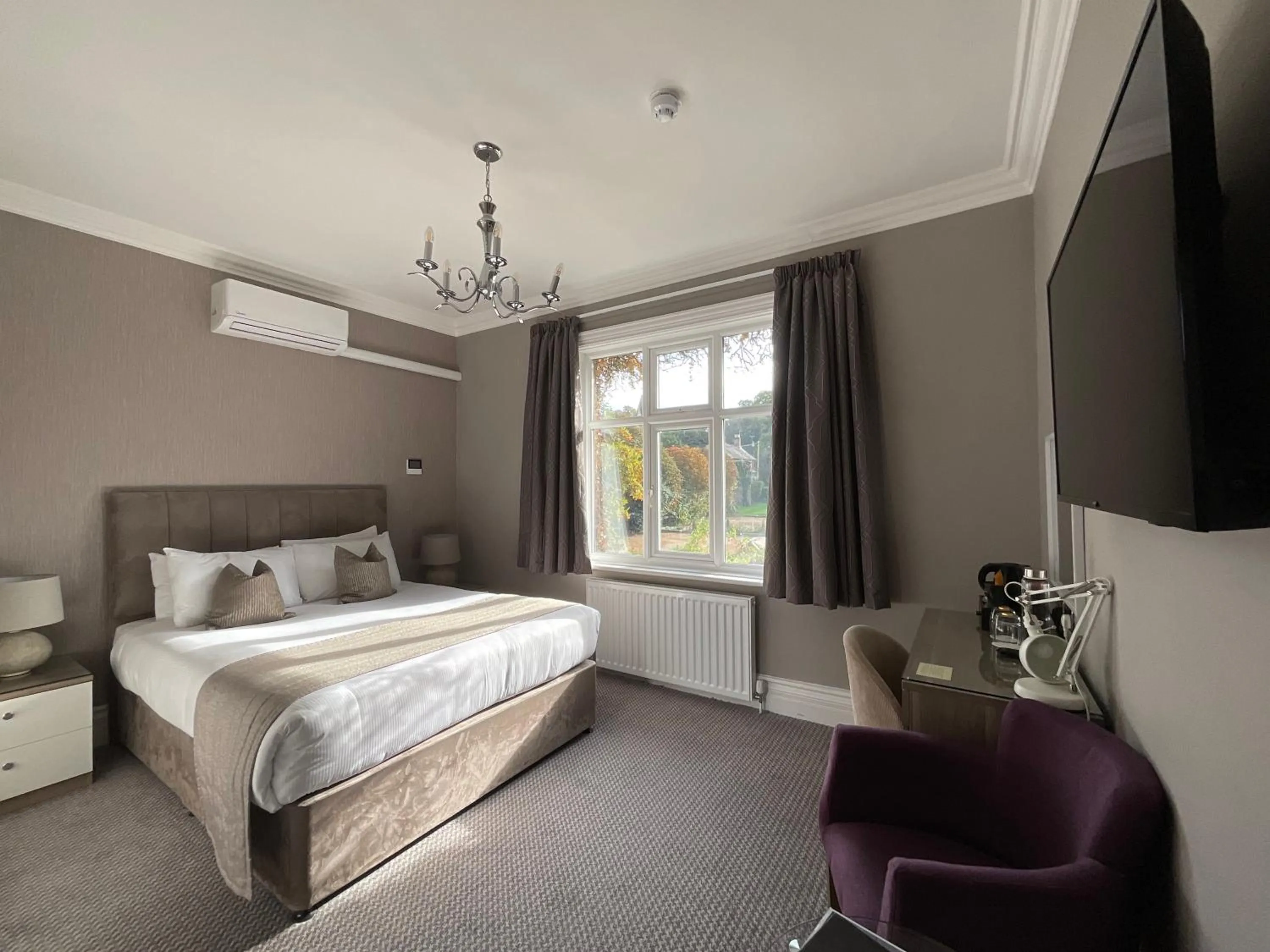 Bed in The Riverside