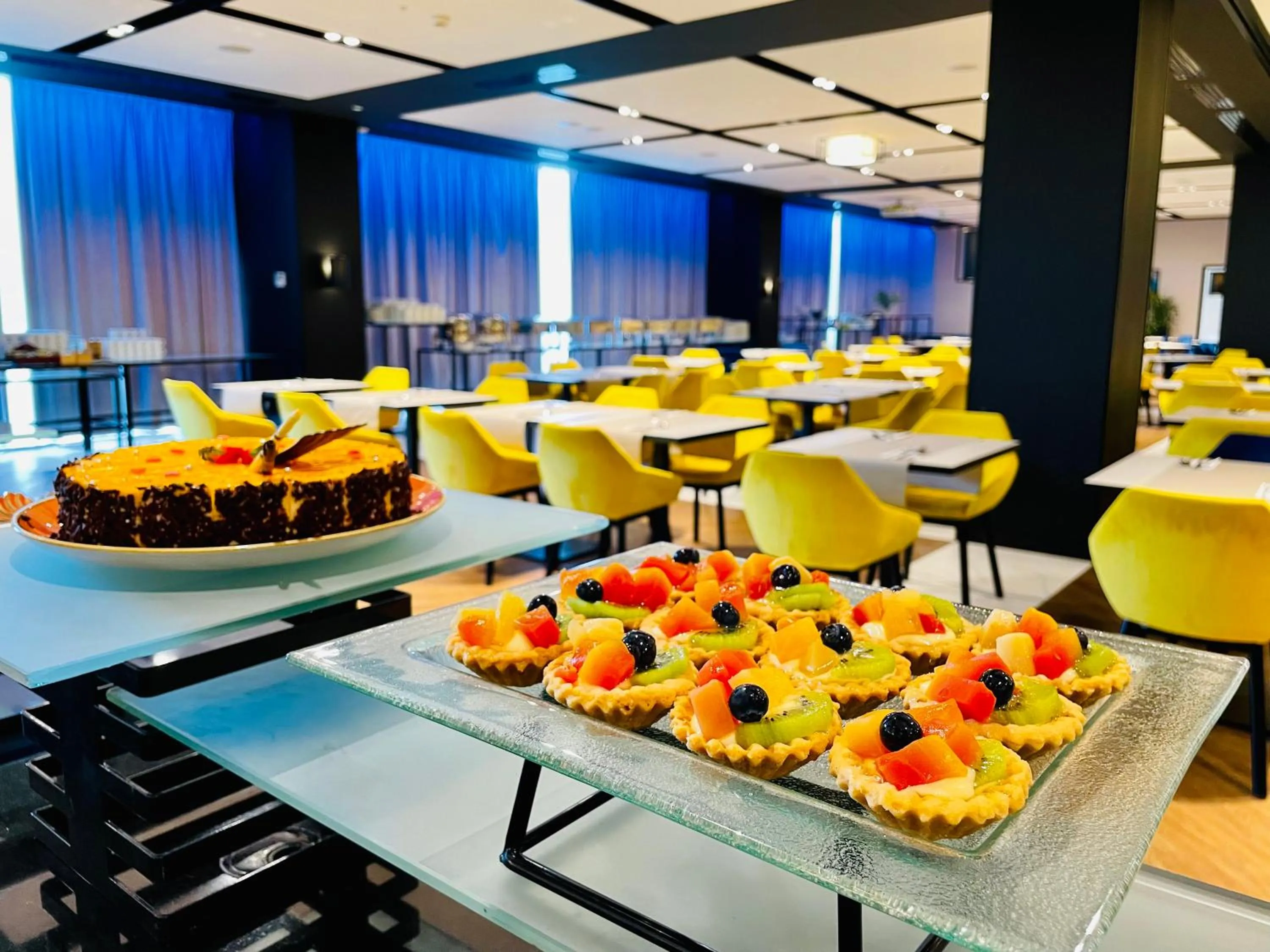 Restaurant/places to eat in Arche Hotel Krakowska