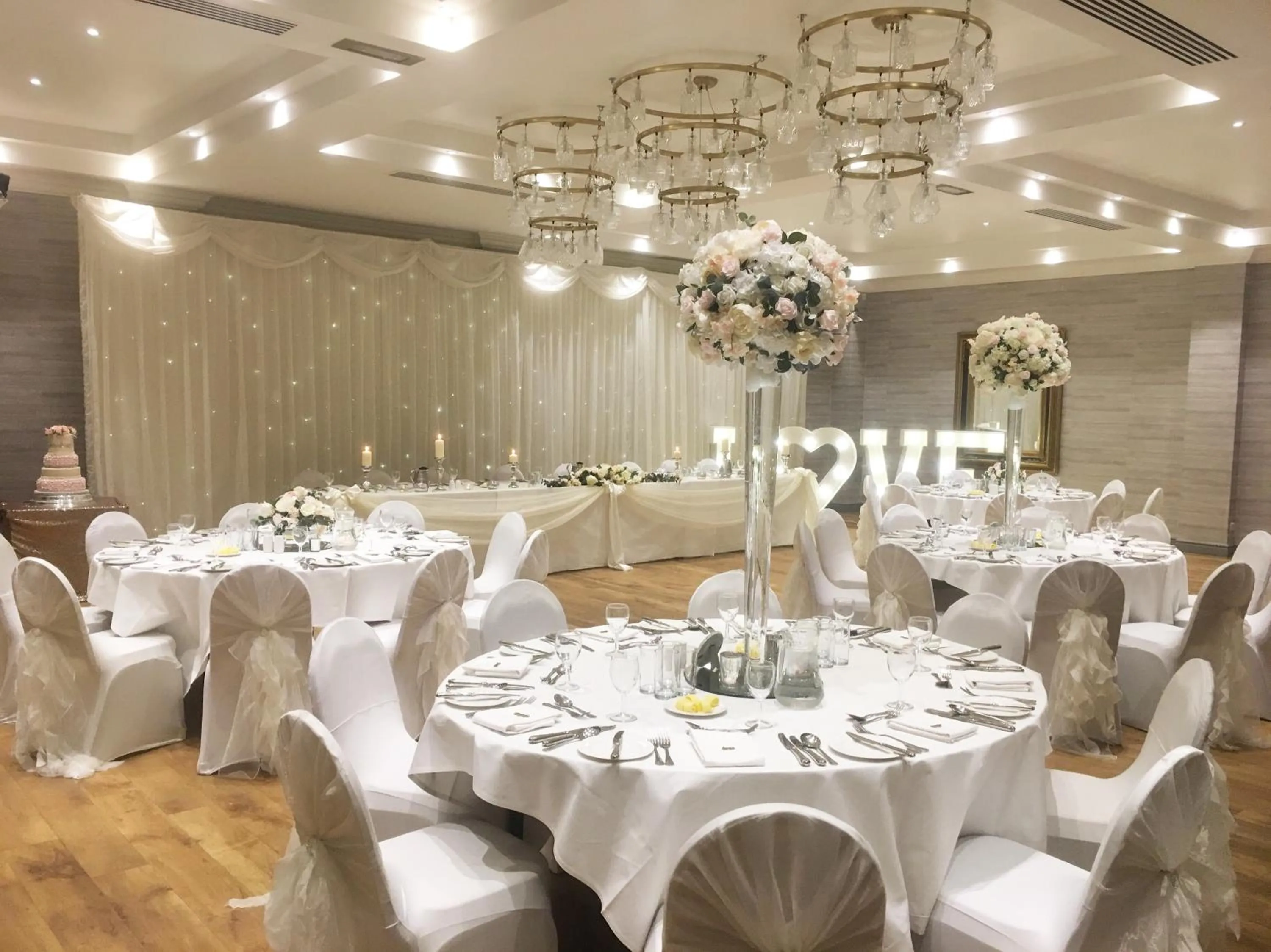 wedding in Brook Hall Hotel