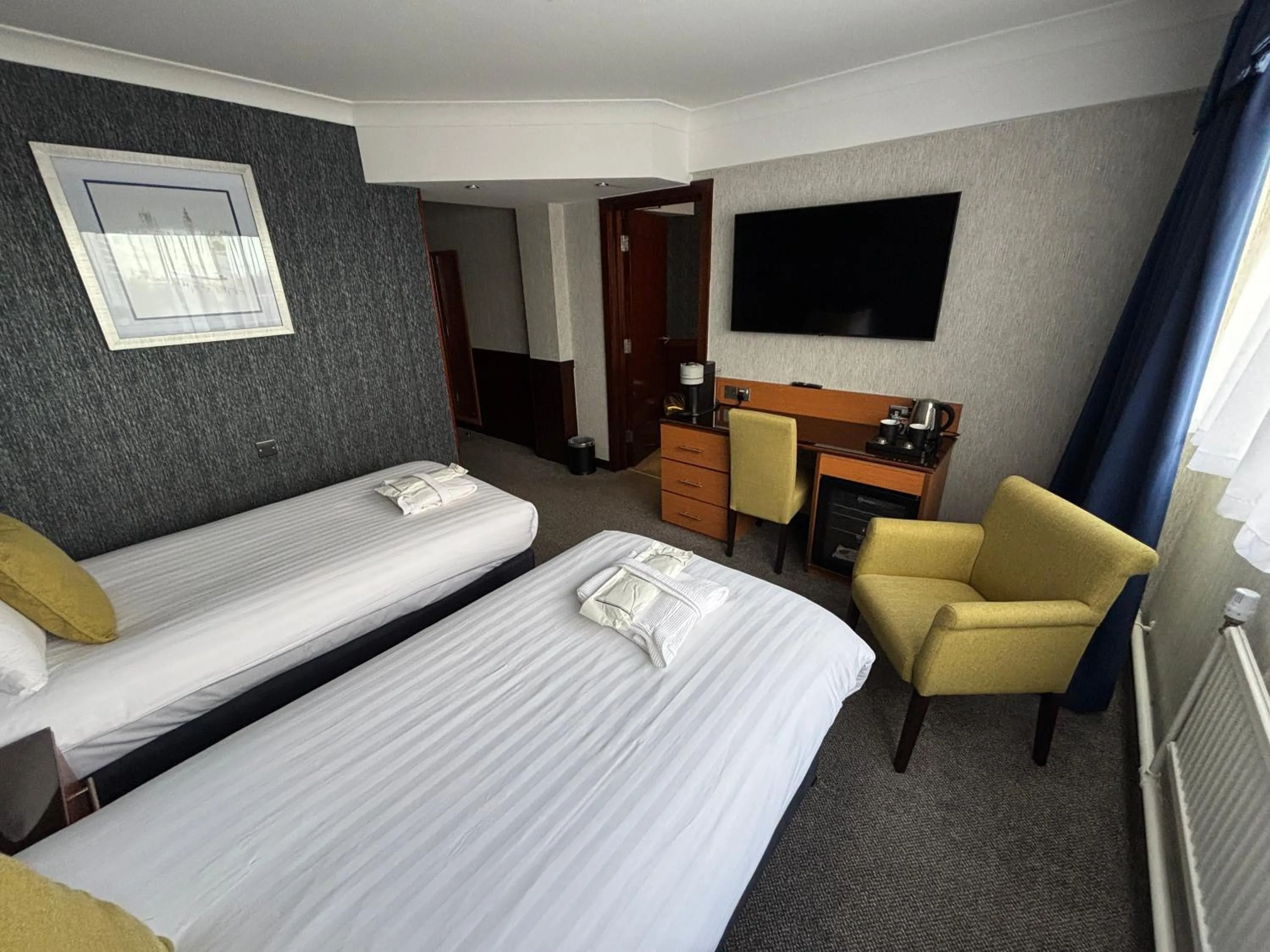 Bedroom, Bed in The Liner at Liverpool