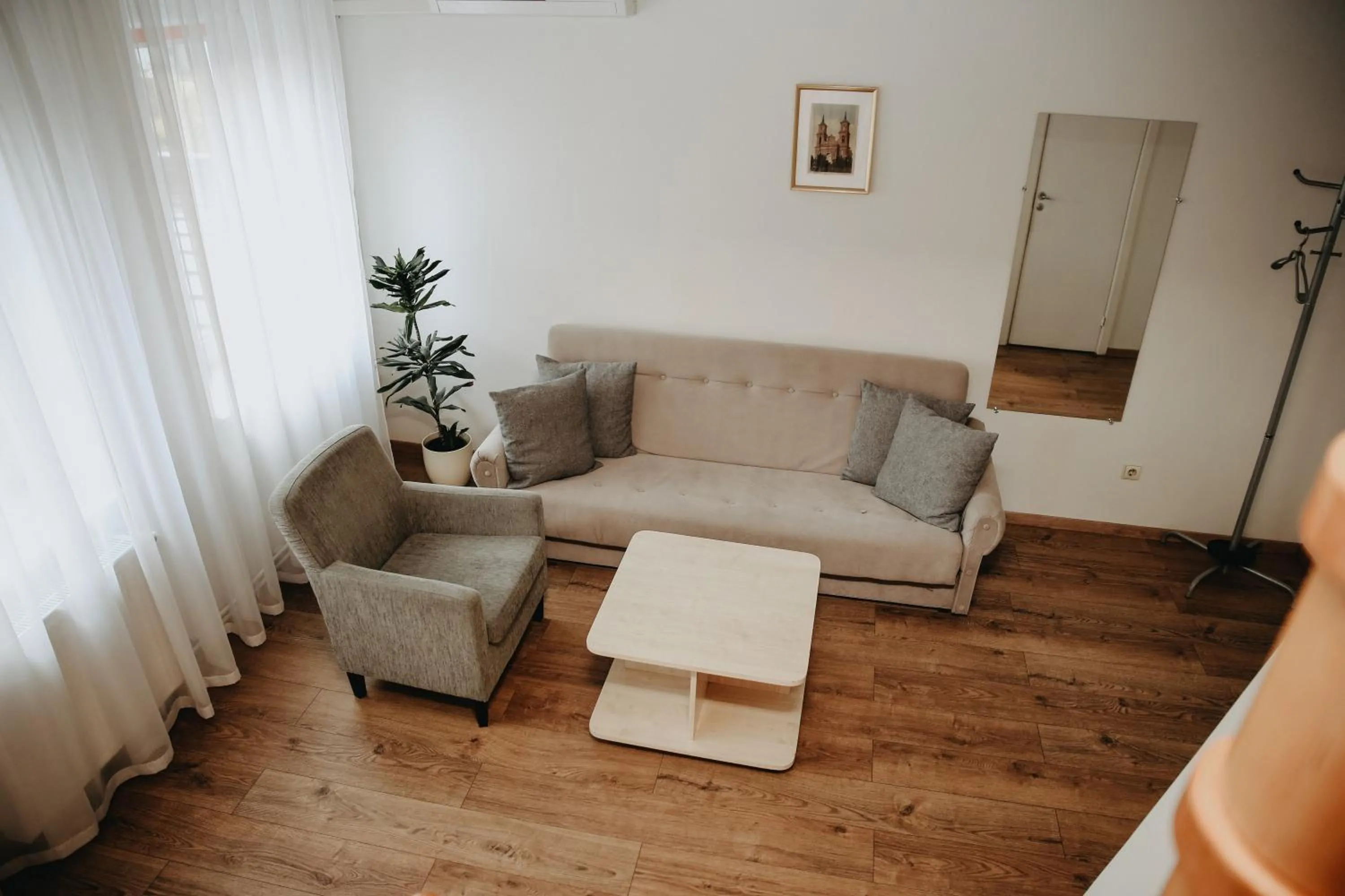 Verslo Klasė-easy to stay