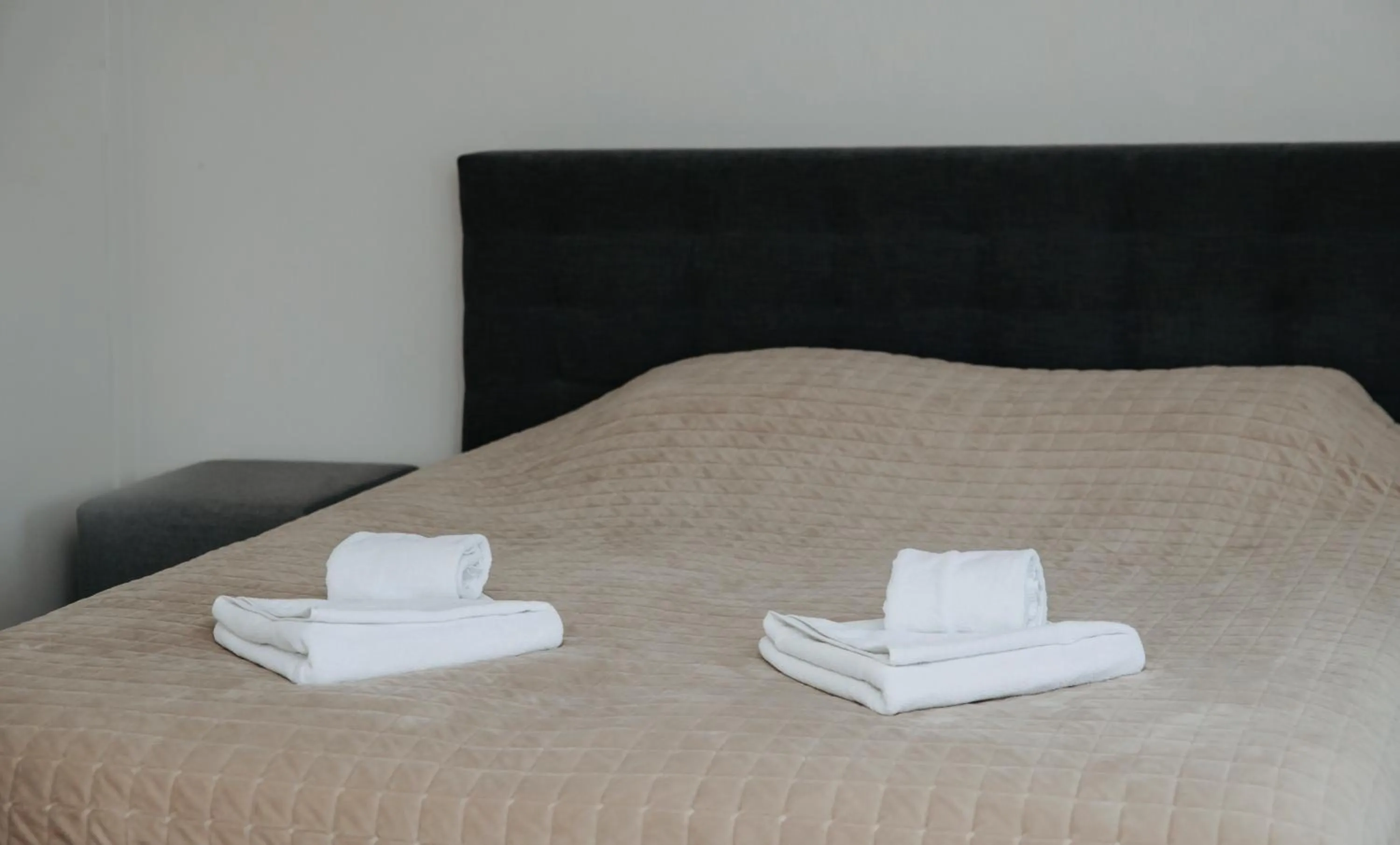 Bed in Verslo Klasė-easy to stay