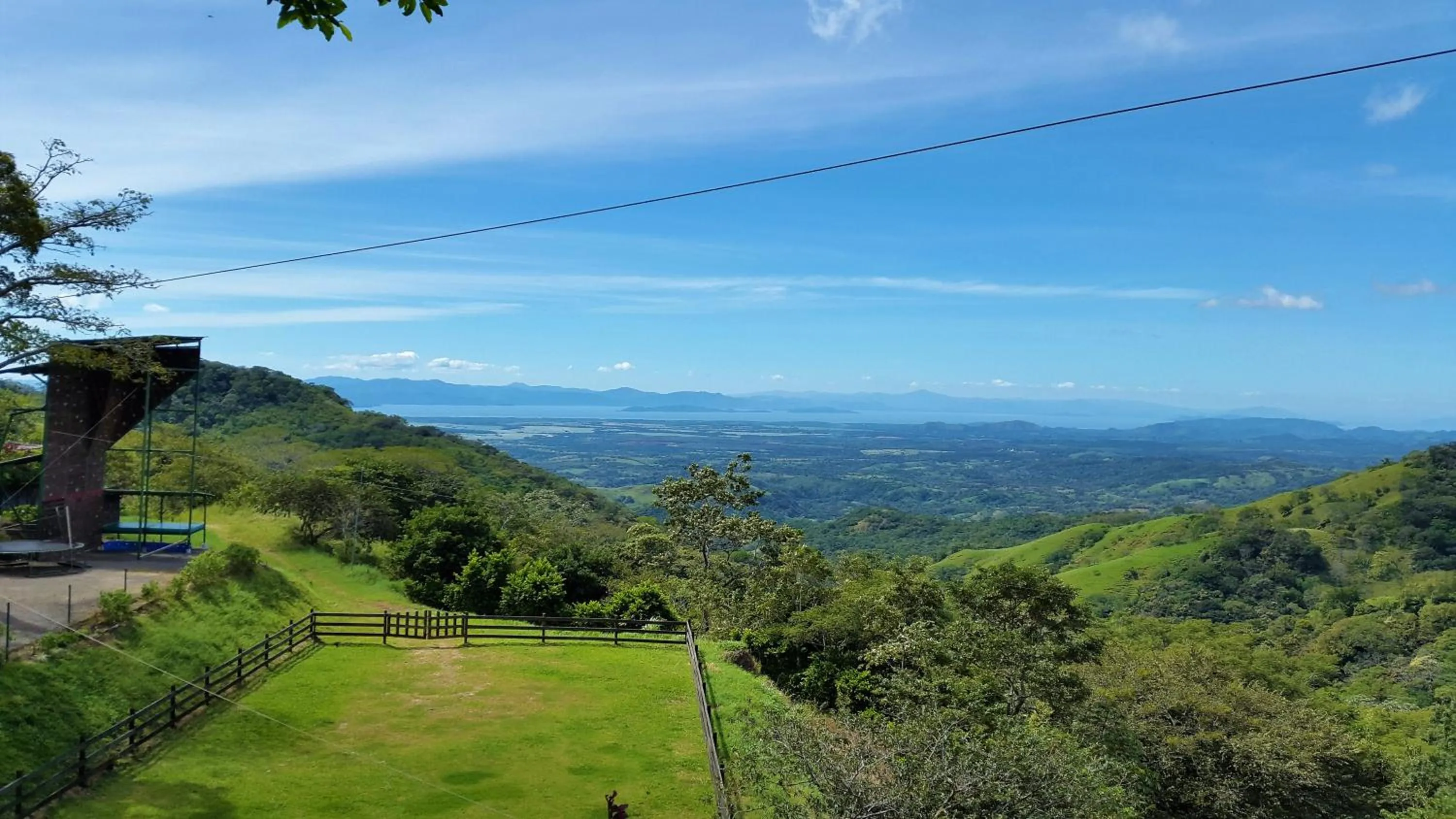 Restaurant/places to eat in Adventure Park & Hotel Vista Golfo