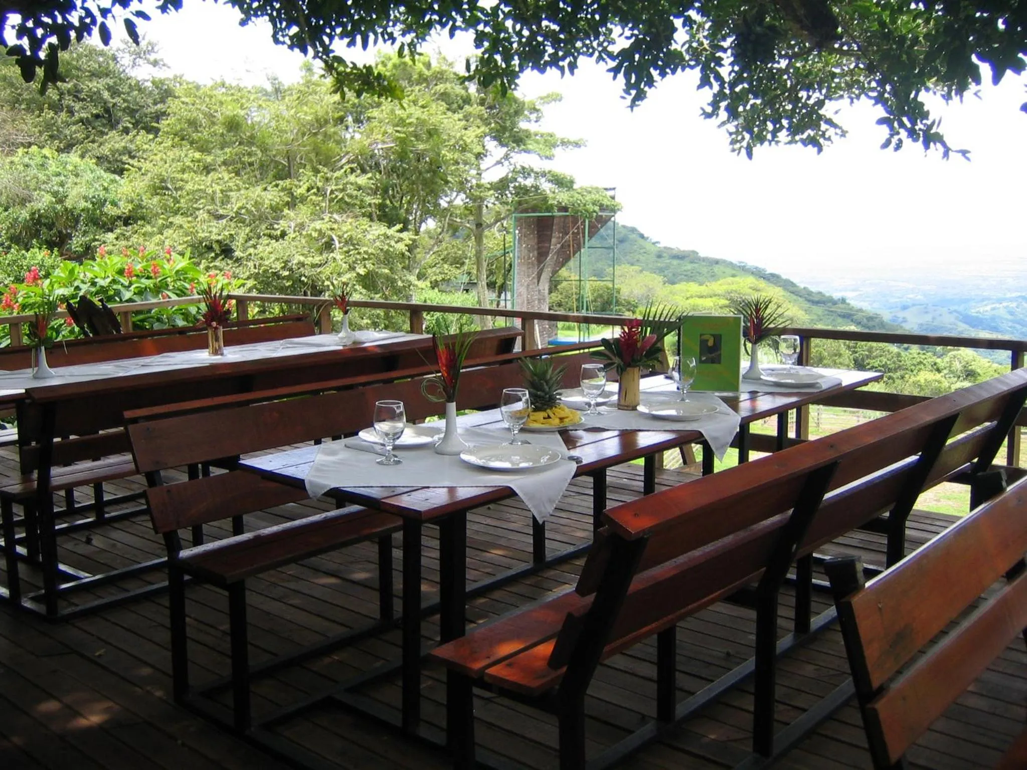 Restaurant/places to eat in Adventure Park & Hotel Vista Golfo