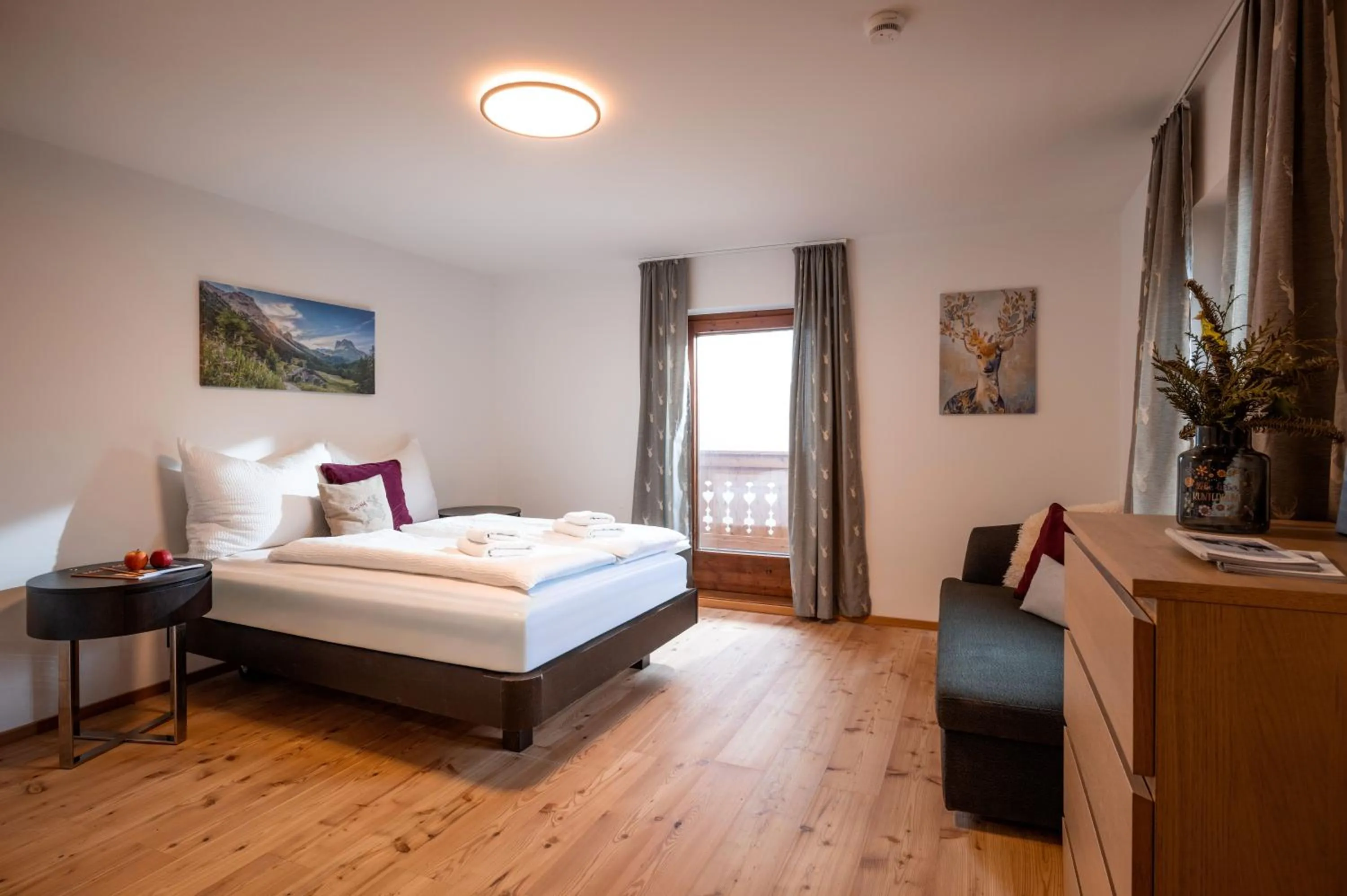 Photo of the whole room, Bed in Berg'k'hof Kaisertal - Alpine Hideaway