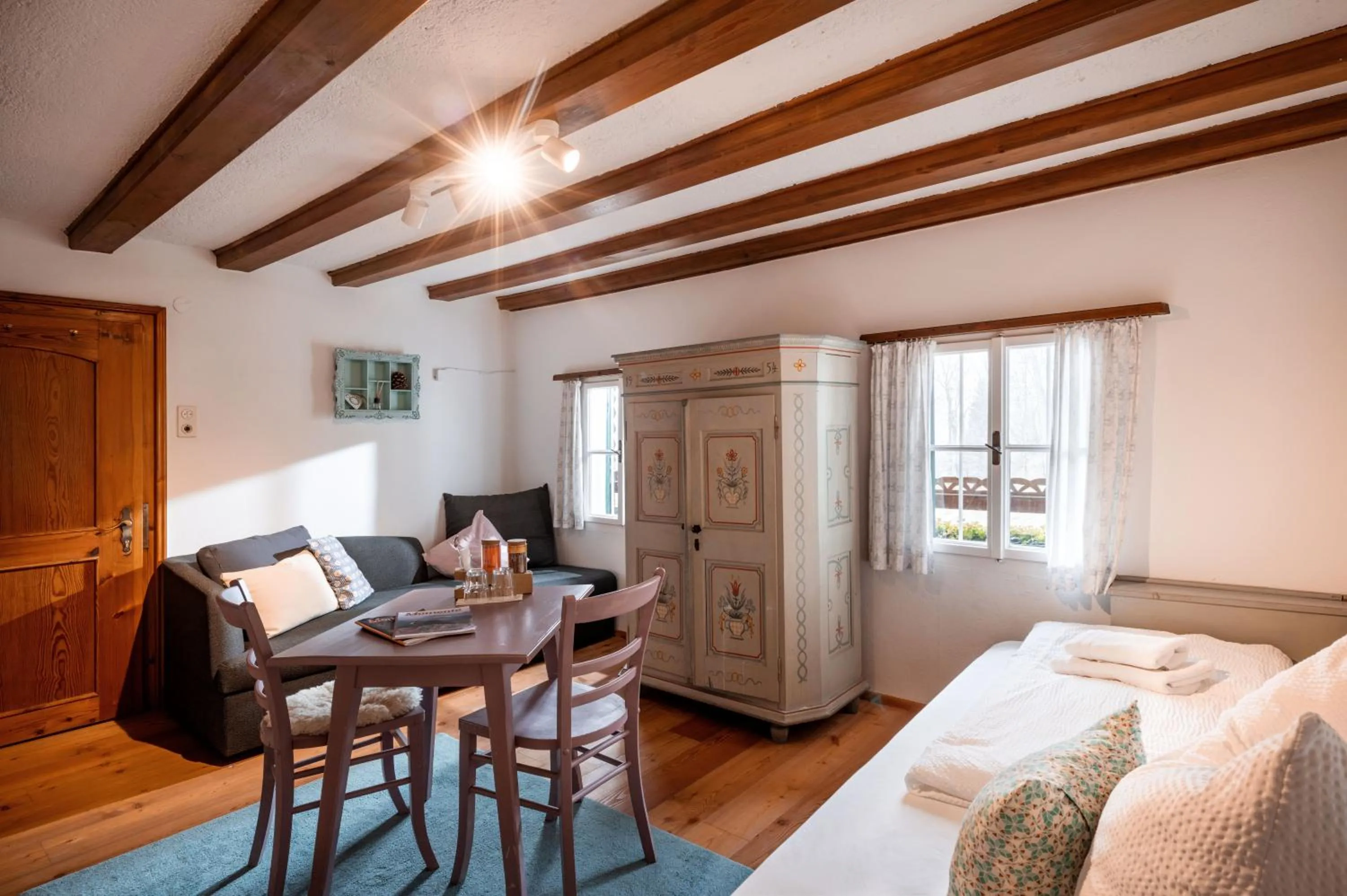 Bed in Berg'k'hof Kaisertal - Alpine Hideaway