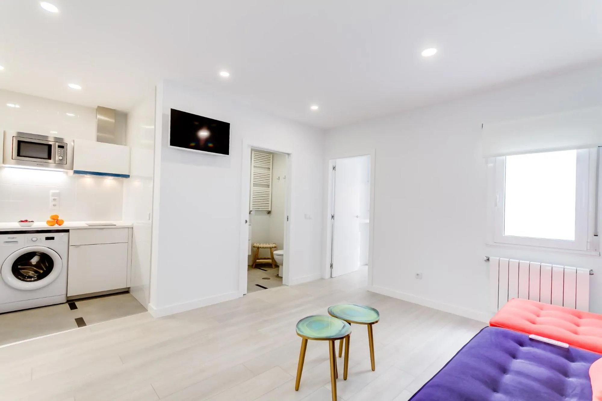 Kitchen or kitchenette, Kitchen/Kitchenette in El Faro de Pepa by Como en Casa