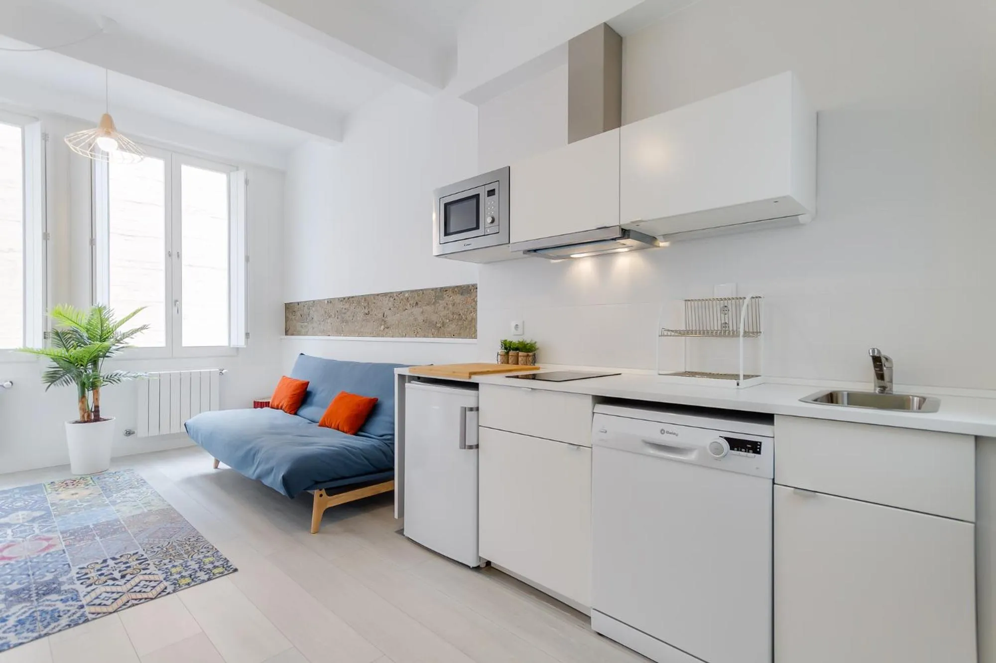 Kitchen or kitchenette, Kitchen/Kitchenette in El Faro de Pepa by Como en Casa