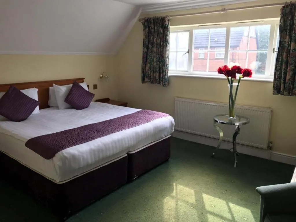 Bed in Harefield Manor Hotel