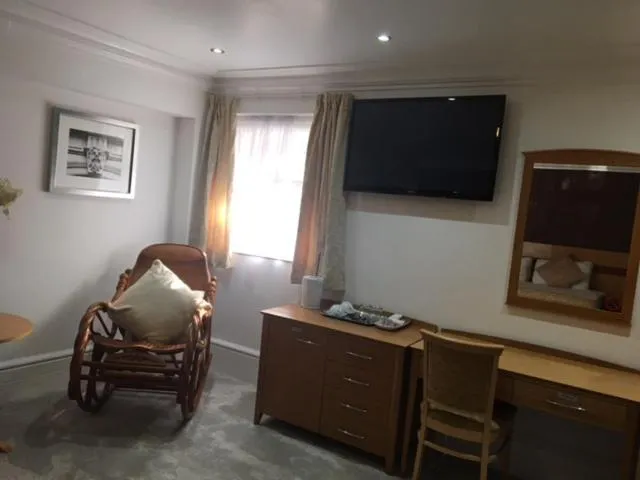 Harefield Manor Hotel