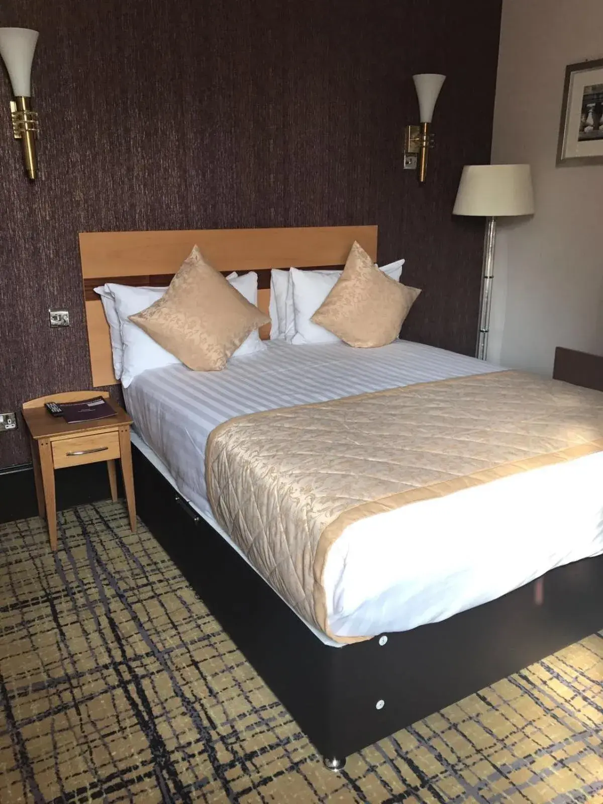 Junior Suite in Harefield Manor Hotel Junior Suite in Harefield Manor Hotel