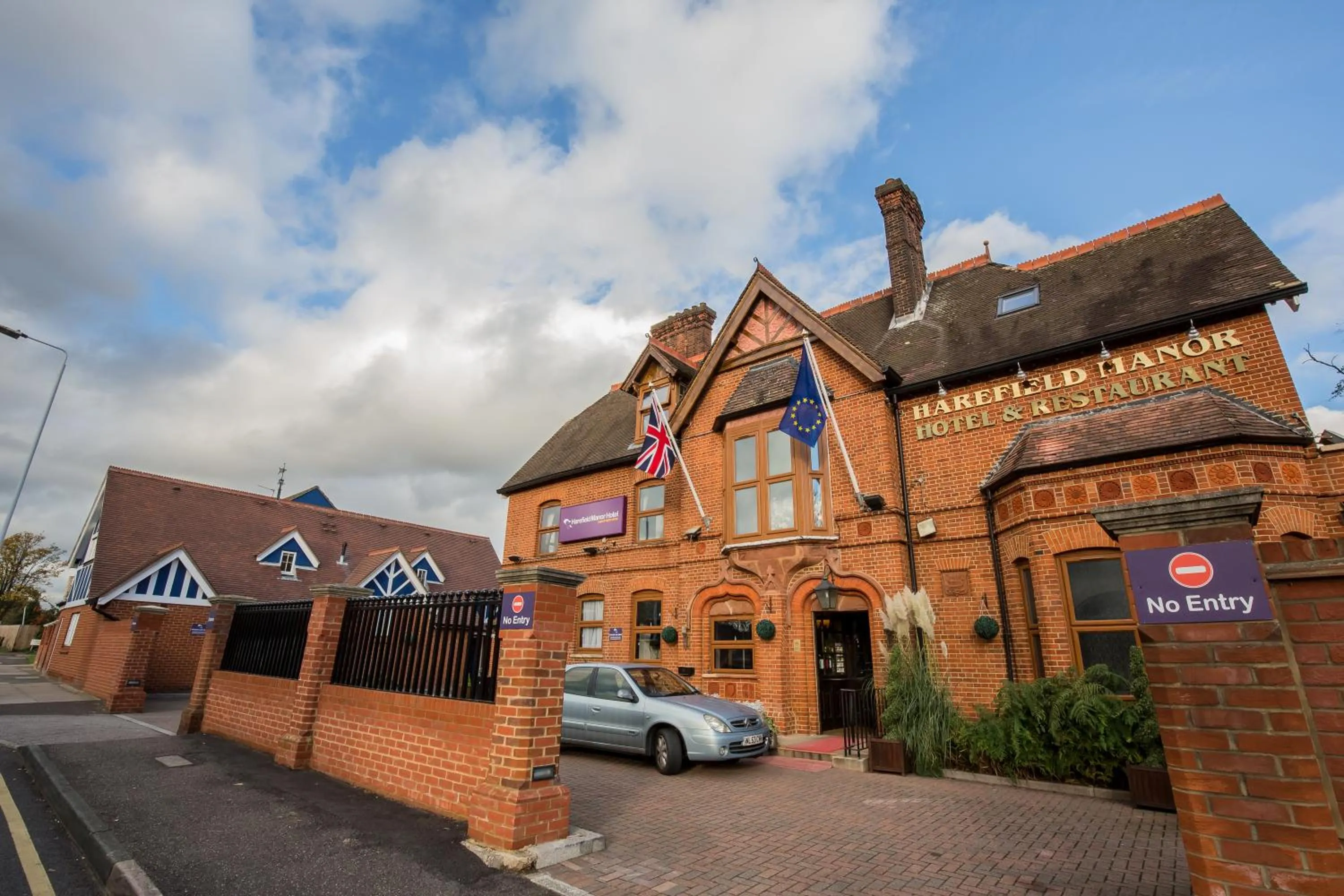 Property building in Harefield Manor Hotel