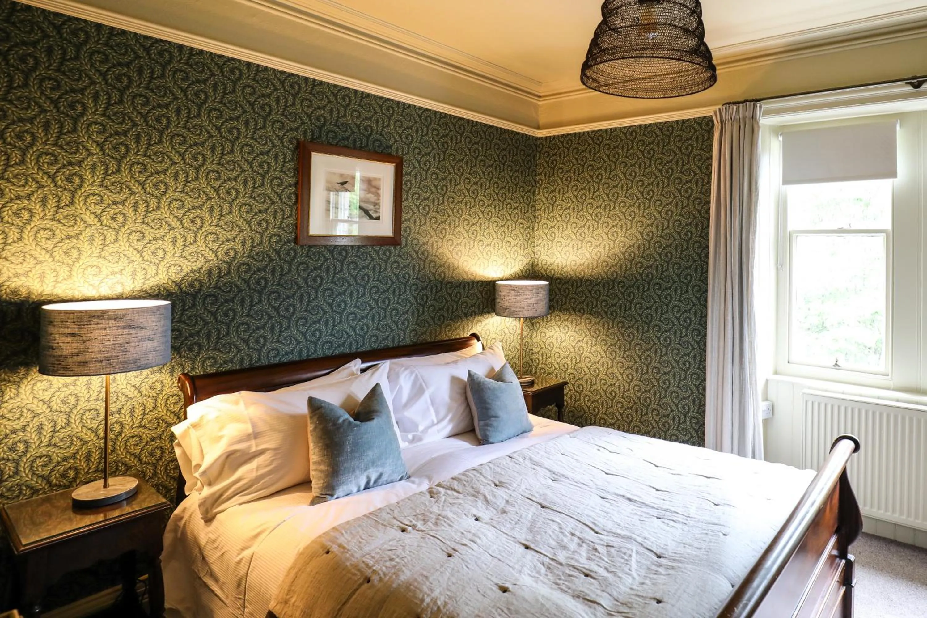 Bedroom, Bed in The Black Swan