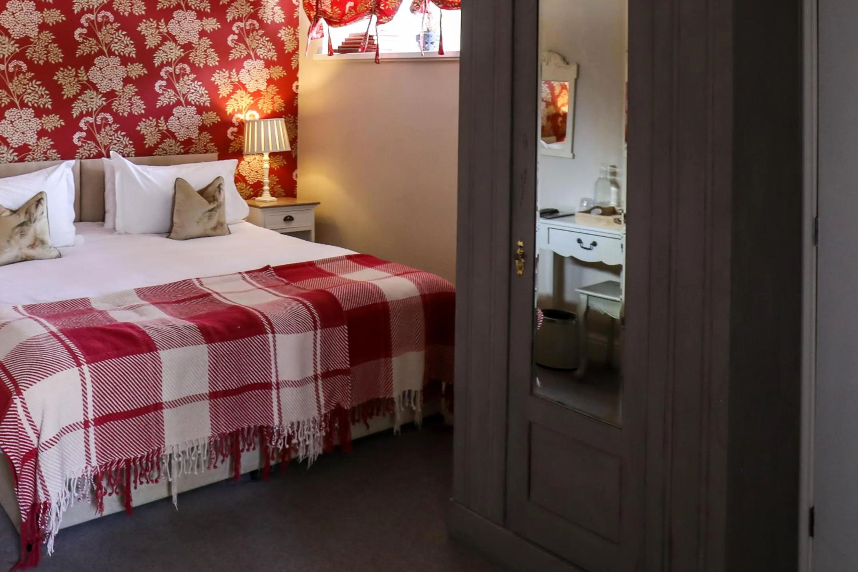 Bed in The Black Swan