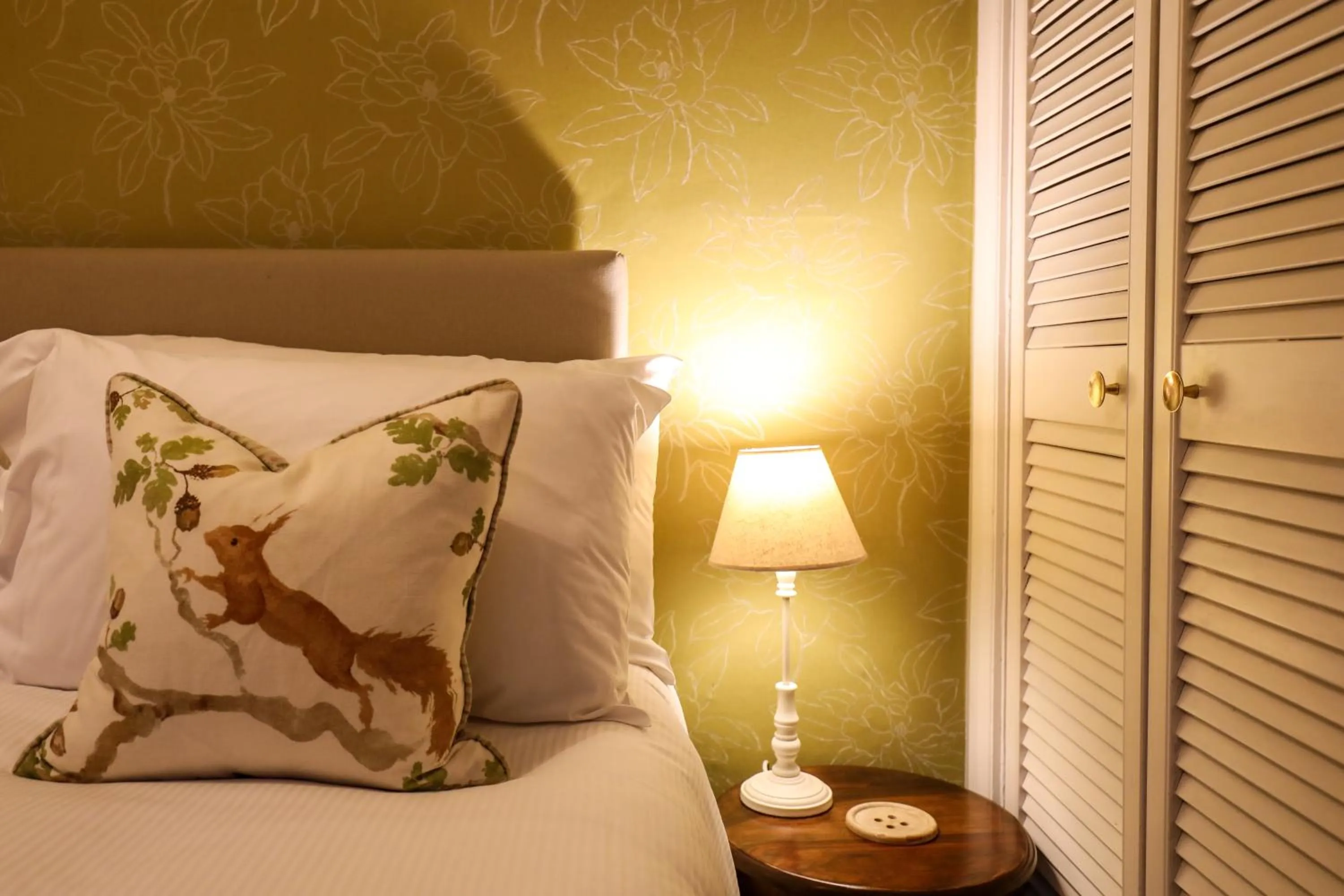 Bed in The Black Swan