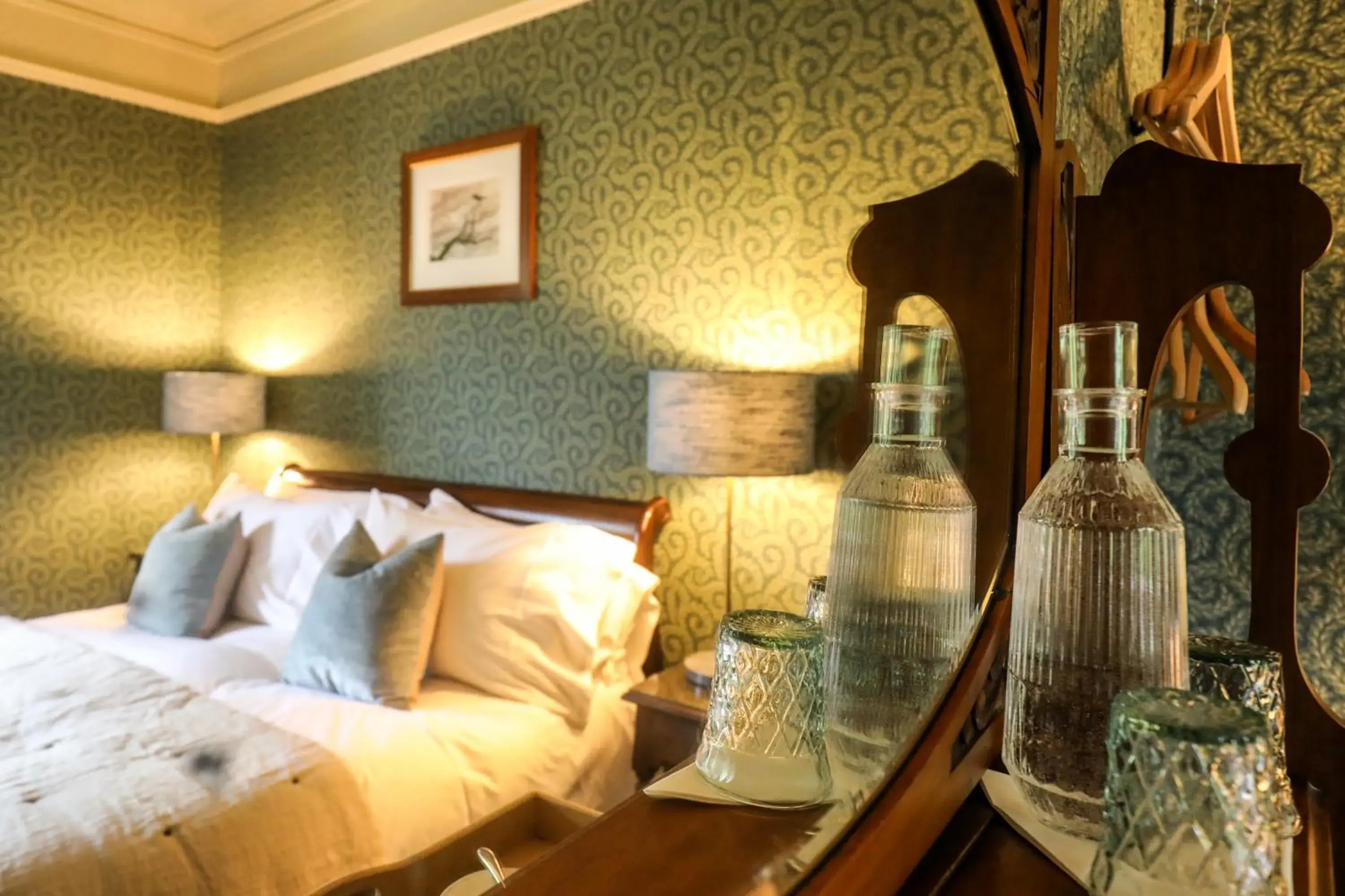 Superior King Room in The Black Swan Superior King Room in The Black Swan