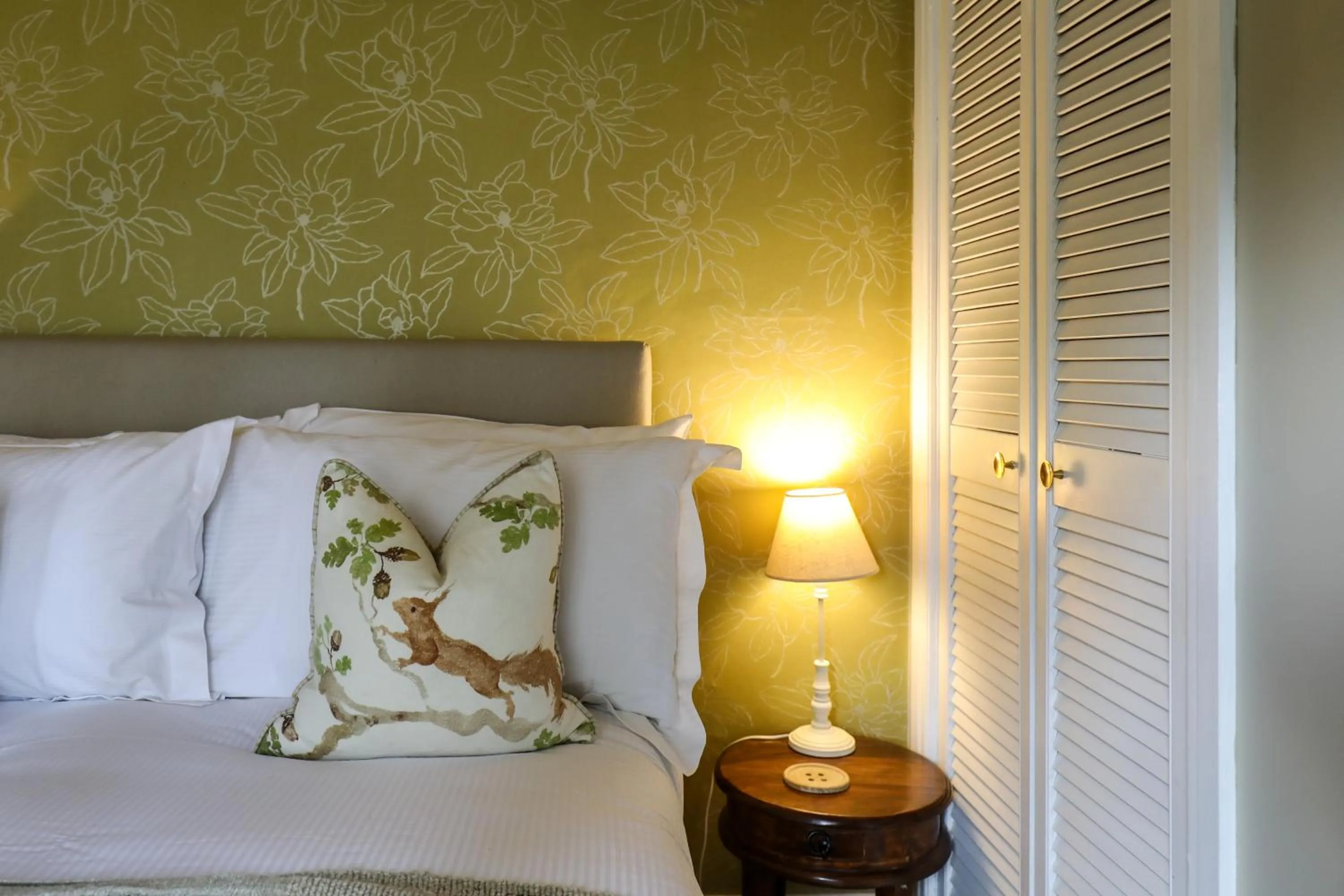 Bed in The Black Swan