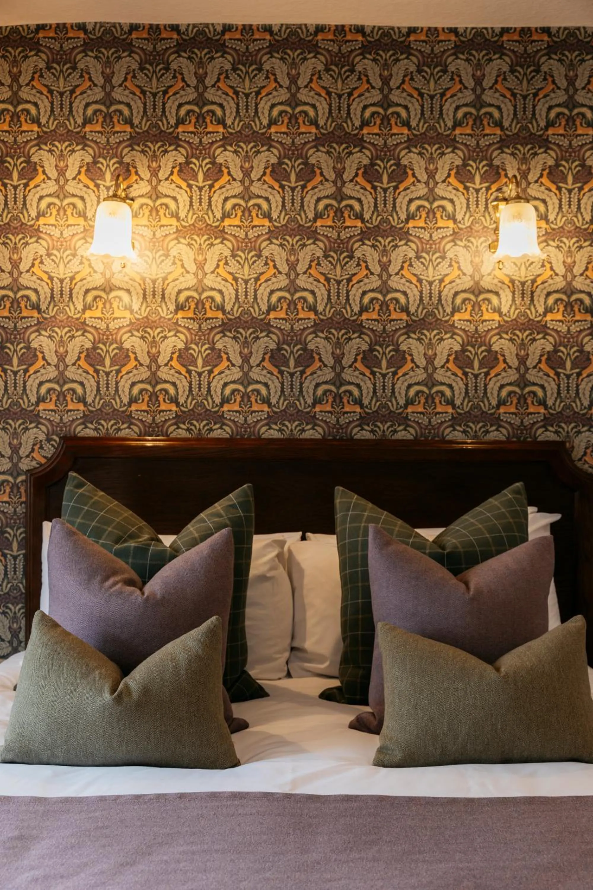 Bed in The Royal Hotel