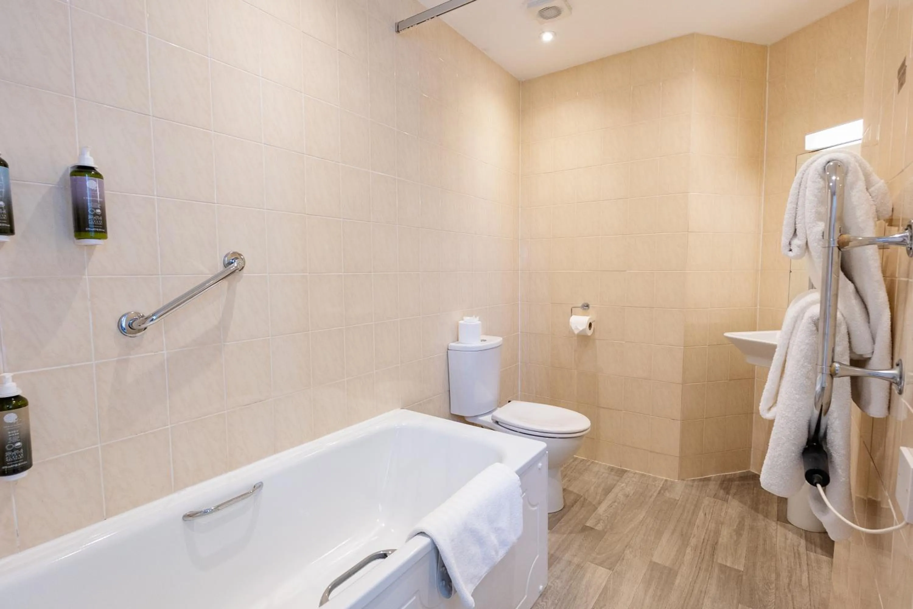 Bathroom in The Royal Hotel