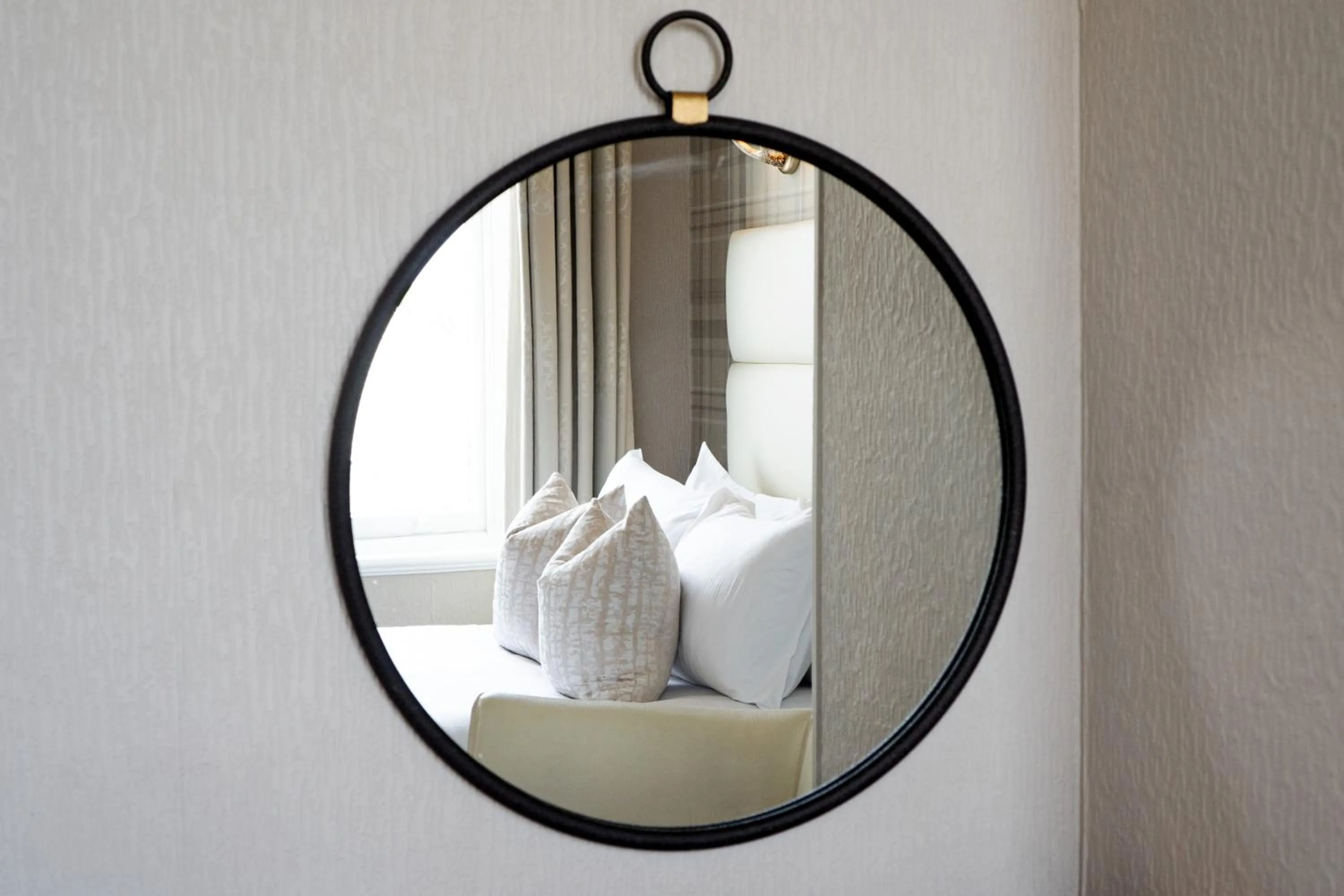 Bed in The Royal Hotel