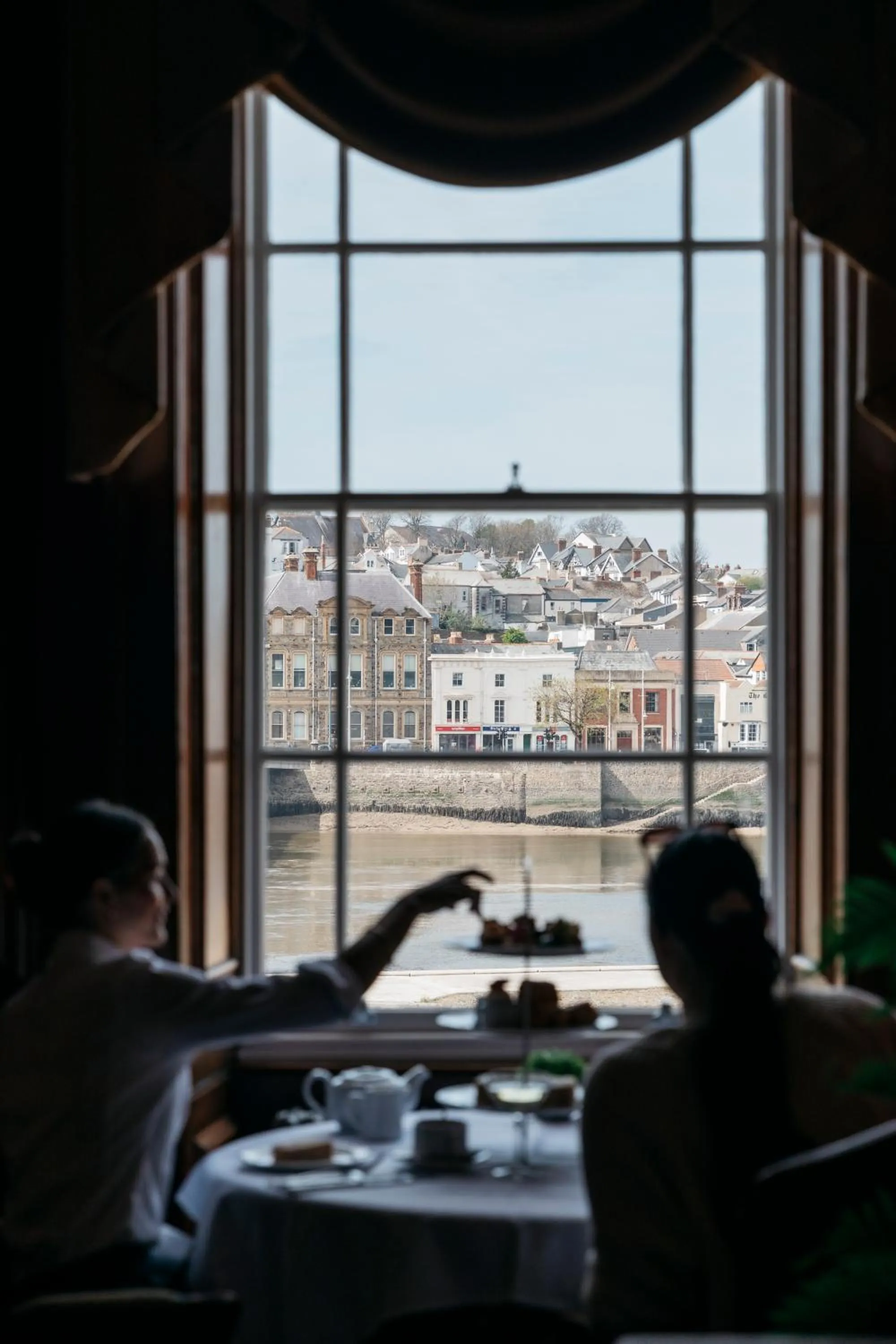 Living room in The Royal Hotel