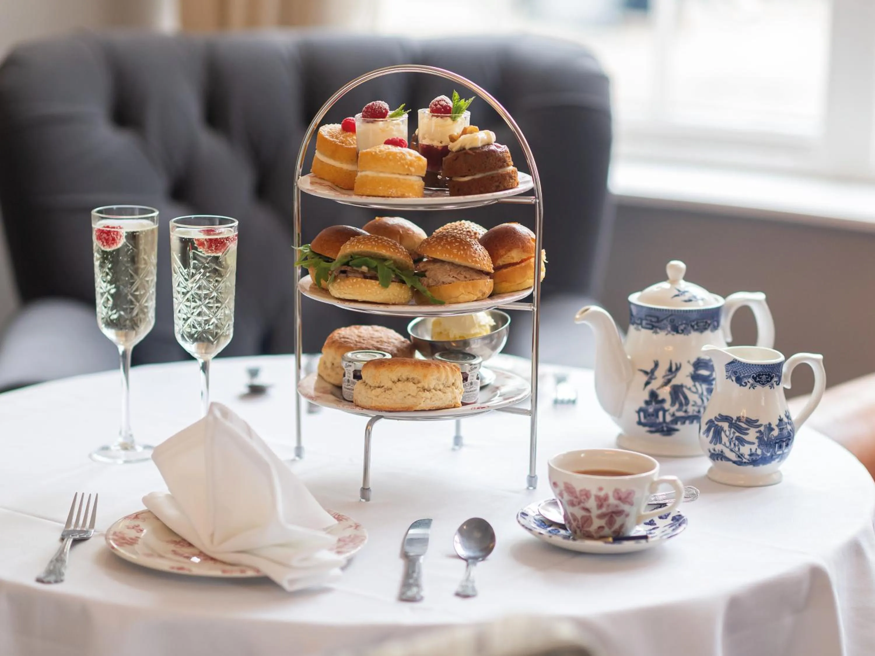 Food and drinks in The Royal & Fortescue Hotel