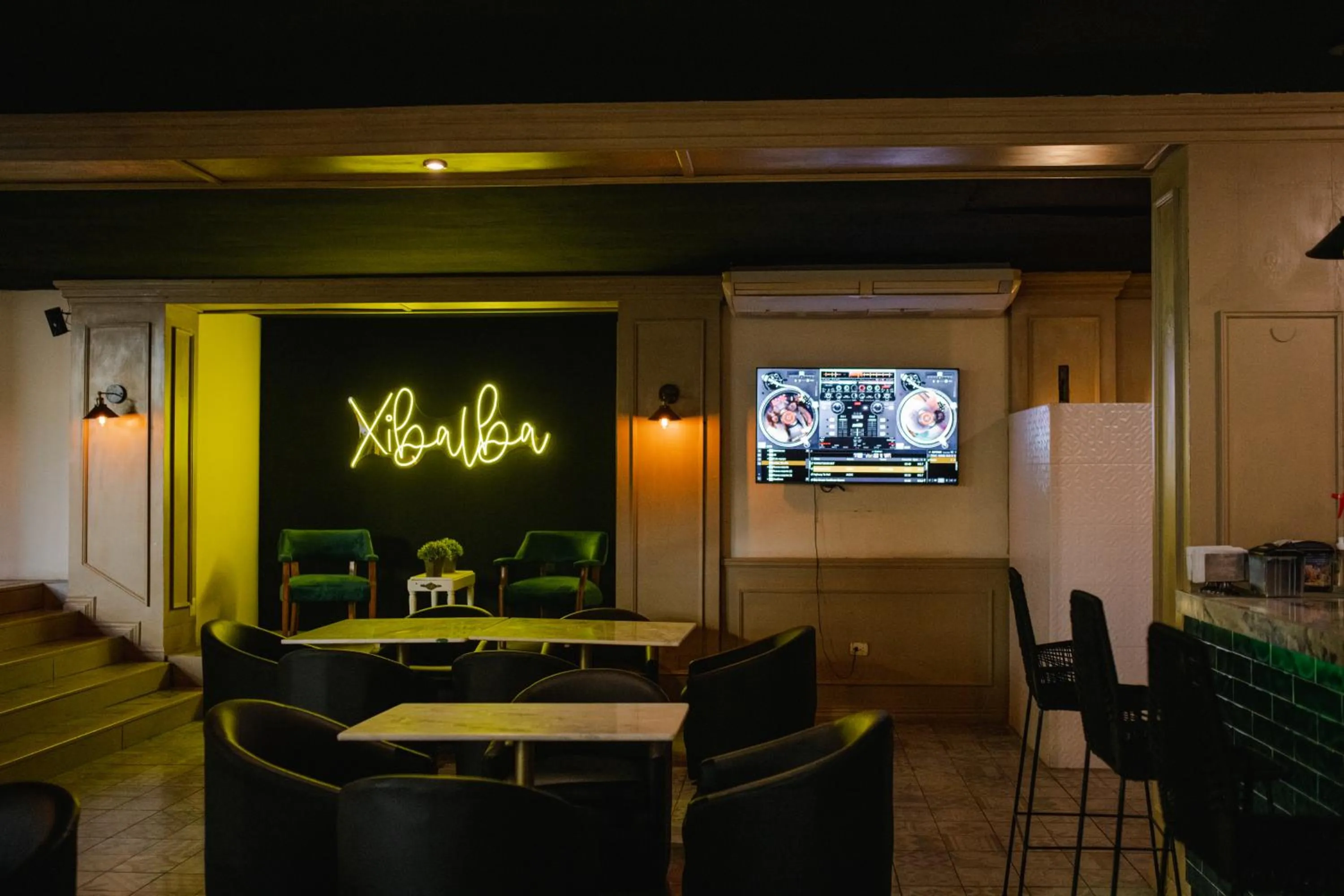 Restaurant/places to eat in Hotel Los Aluxes