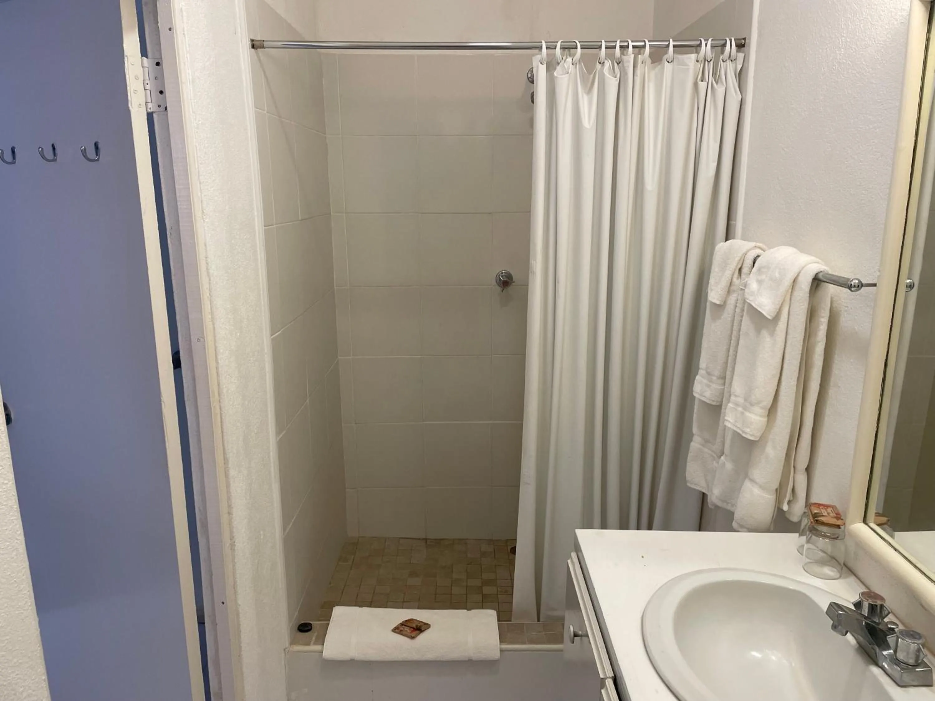 Bathroom in The Monteray Hotel