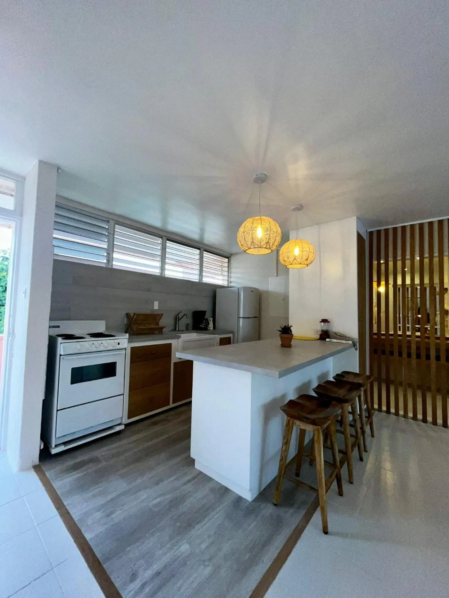 Kitchen or kitchenette in The Monteray Hotel