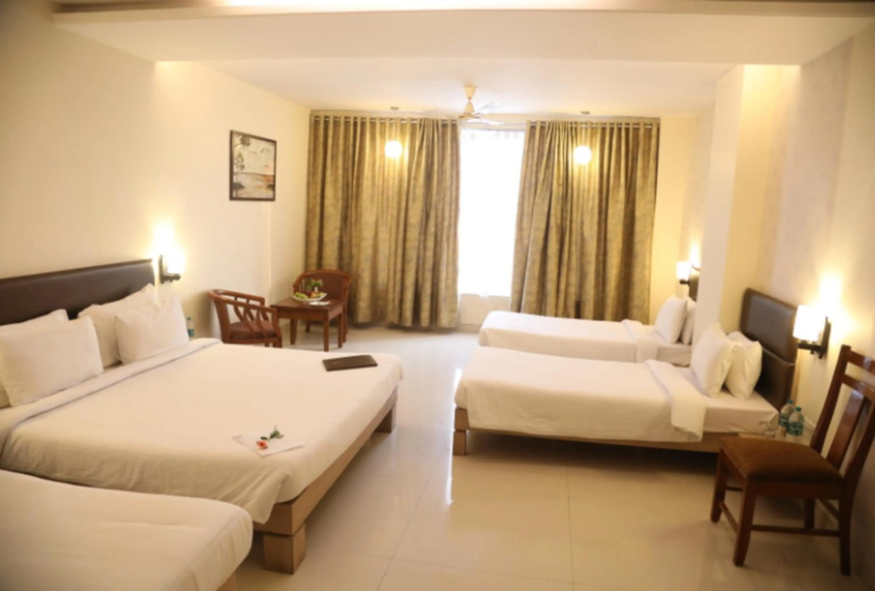 Bedroom, Bed in Hotel Kanha’s Palm Springs