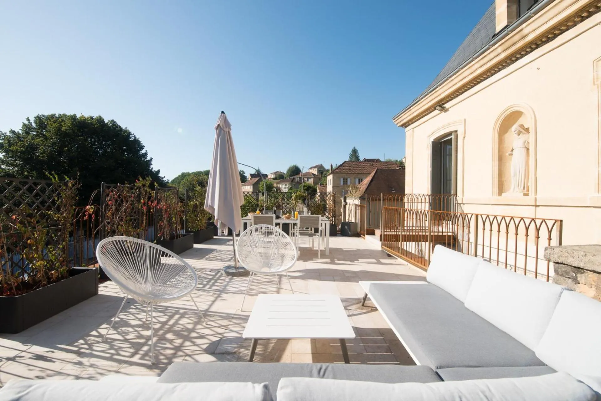 La Belle Terrasse avec climatisation et parking privé