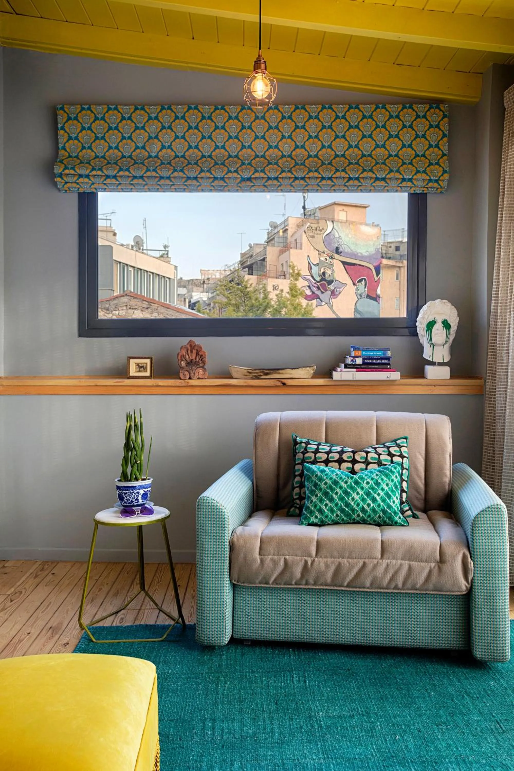 The Frogs_Guest House