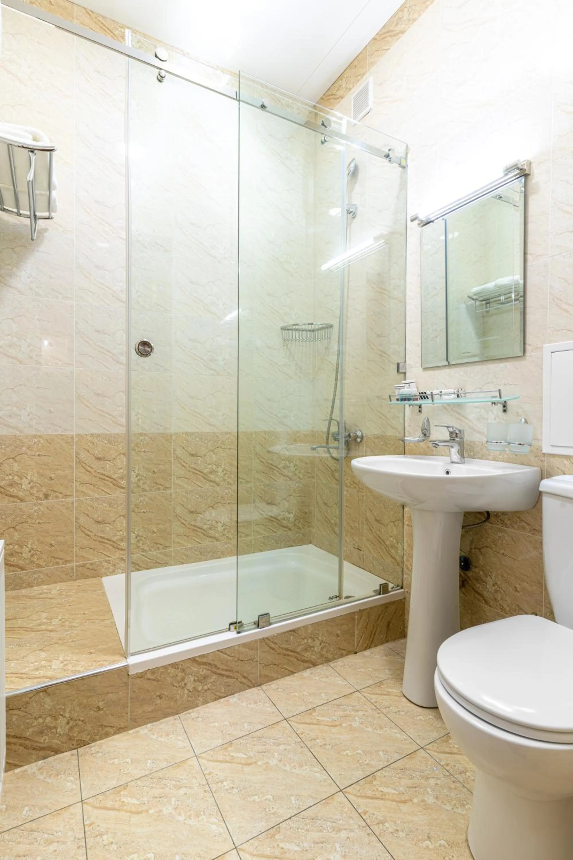 Bathroom in Navruz Hotel Tashkent