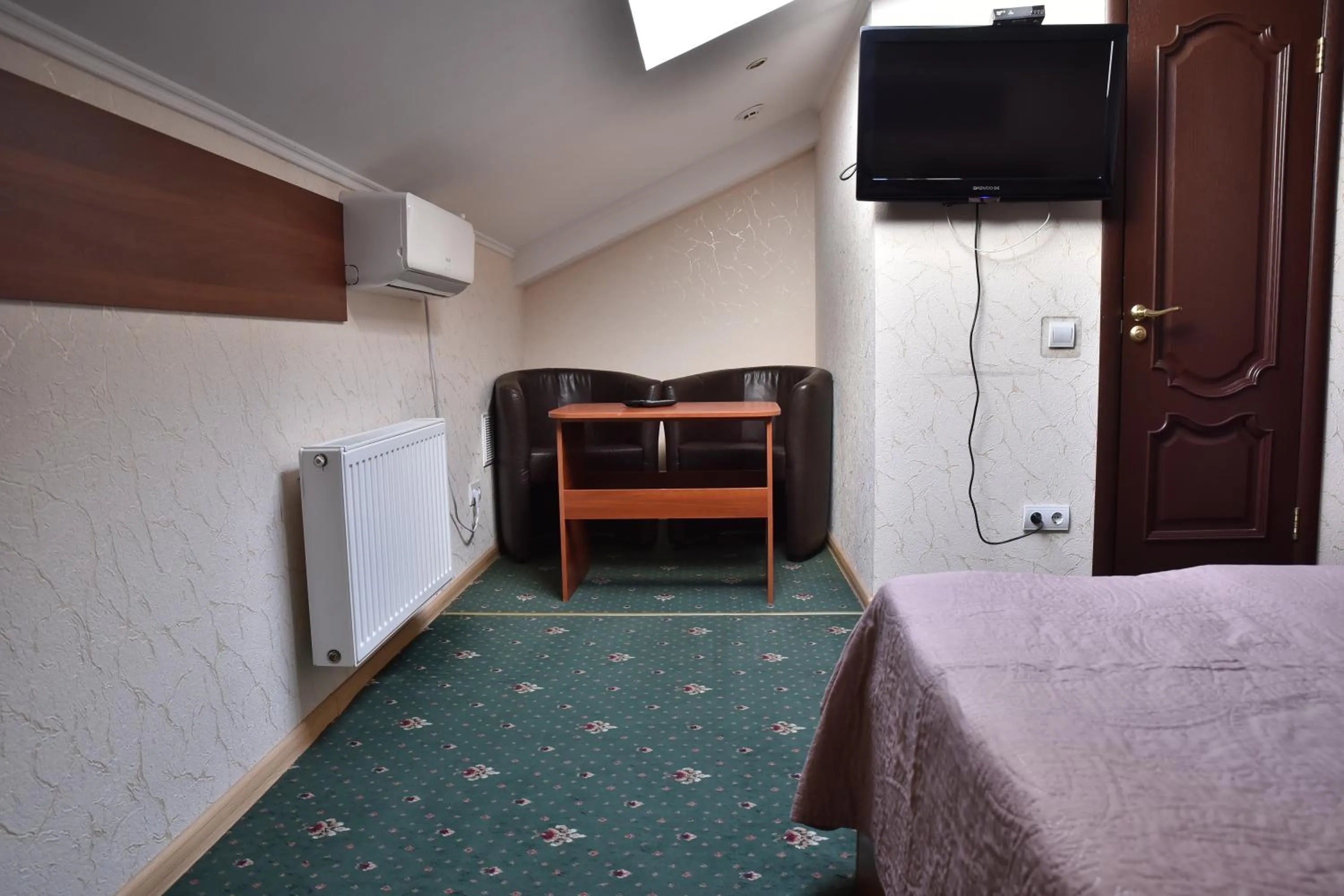 Bed in Hotel Т2