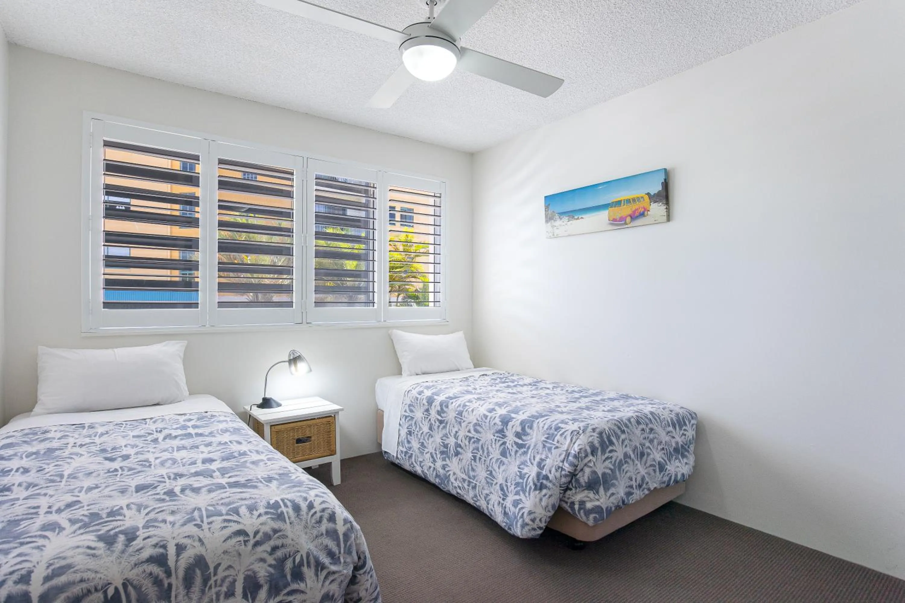 Bedroom, Bed in Coral Sea Apartments