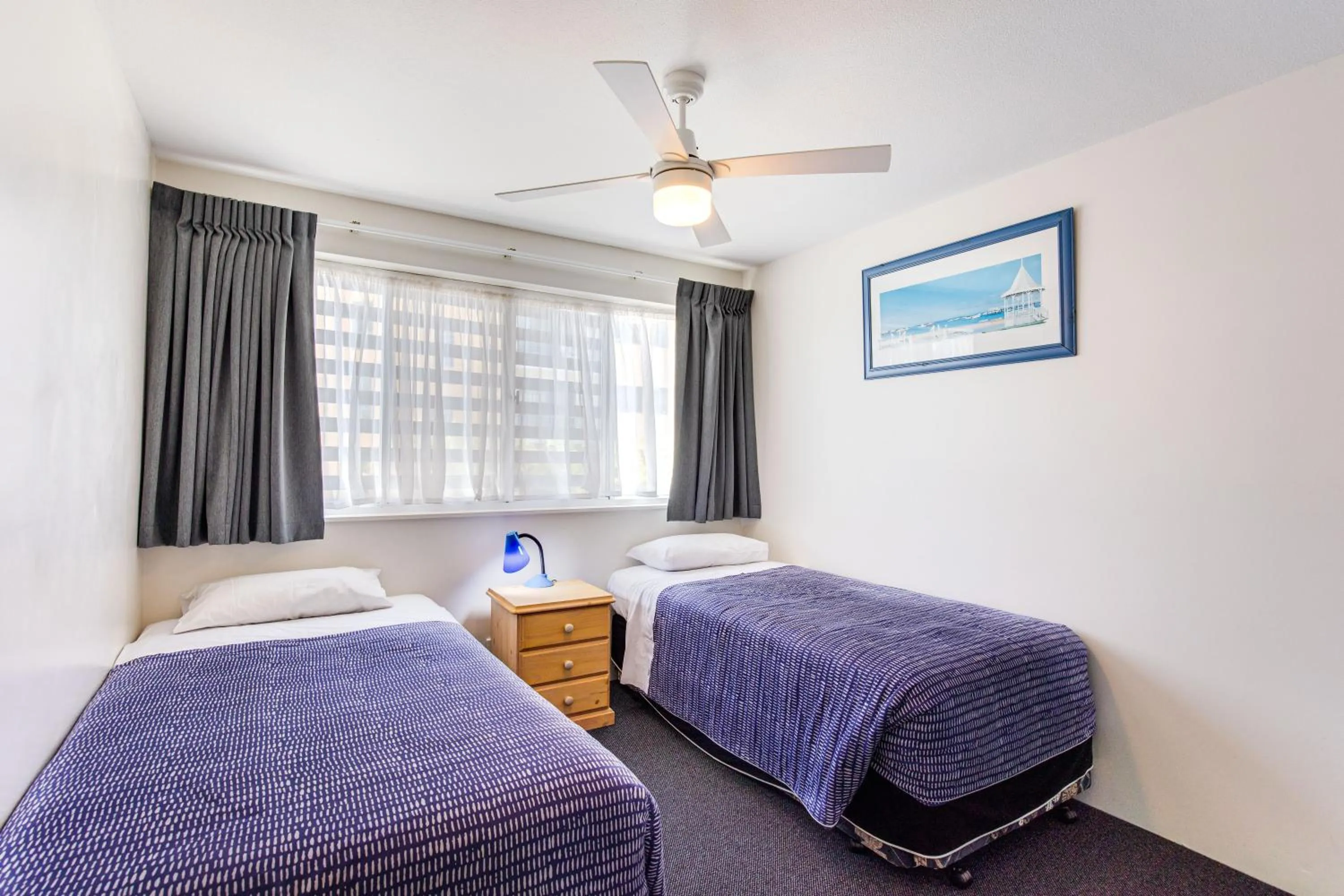 Bedroom, Bed in Coral Sea Apartments