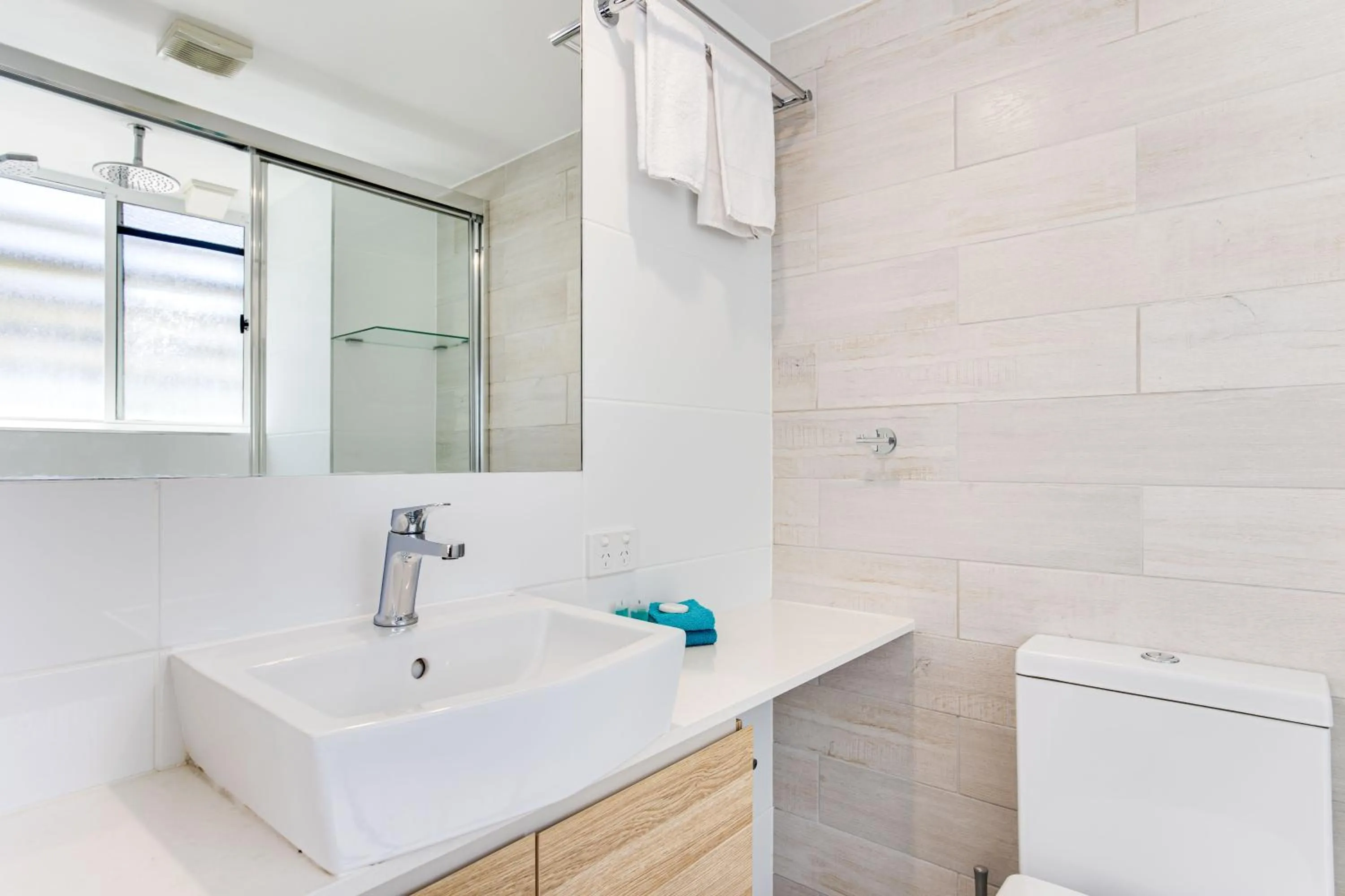 Bathroom in Coral Sea Apartments