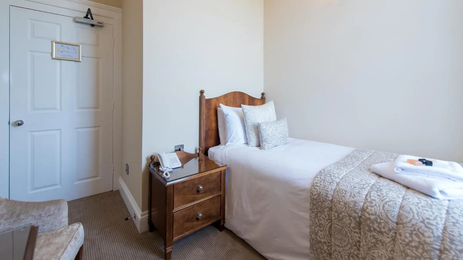 Bed in The Imperial Hotel