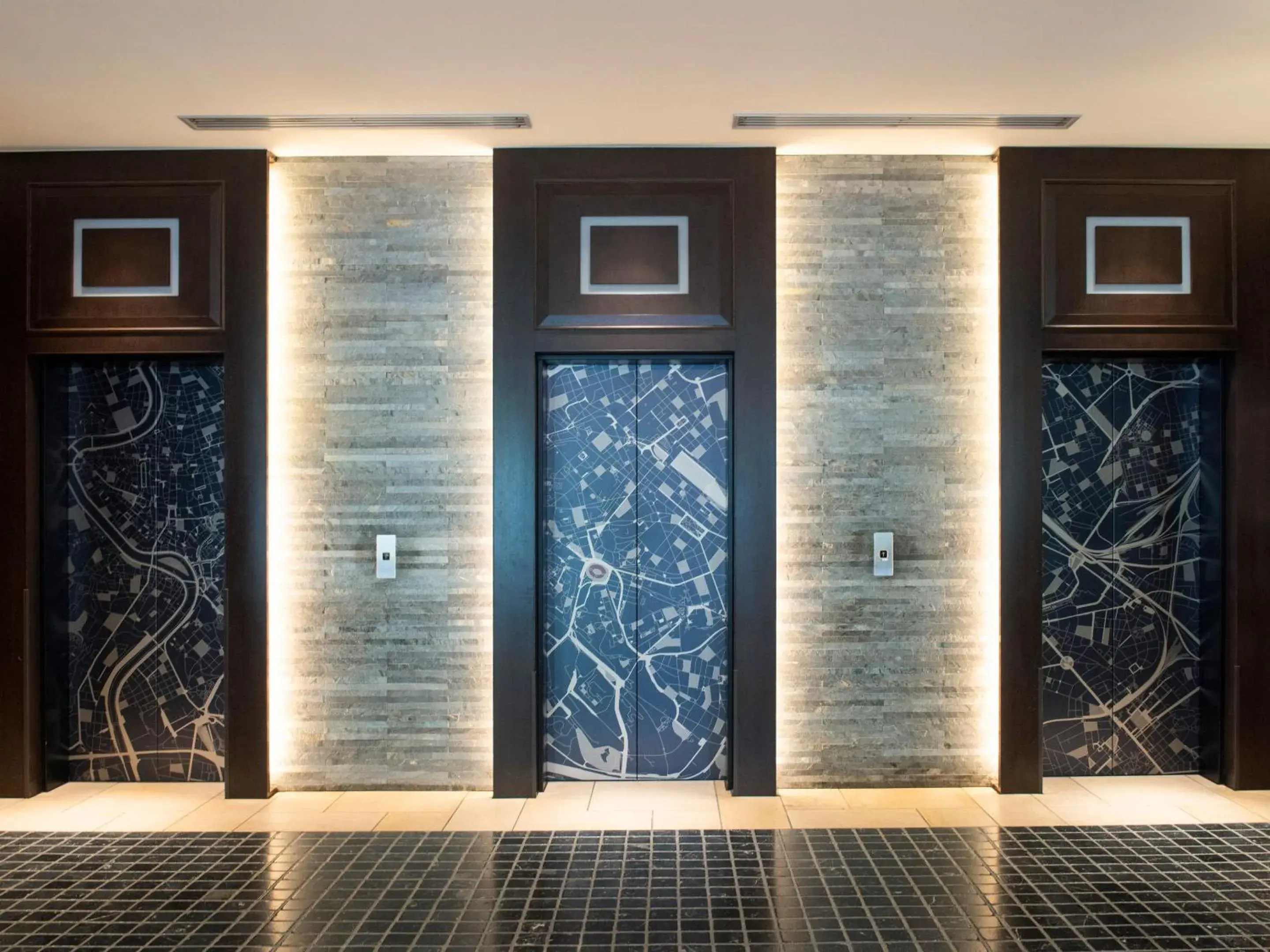 Lobby or reception in Mitsui Garden Hotel Shiodome Italia-gai - Tokyo Lobby or reception in Mitsui Garden Hotel Shiodome Italia-gai - Tokyo