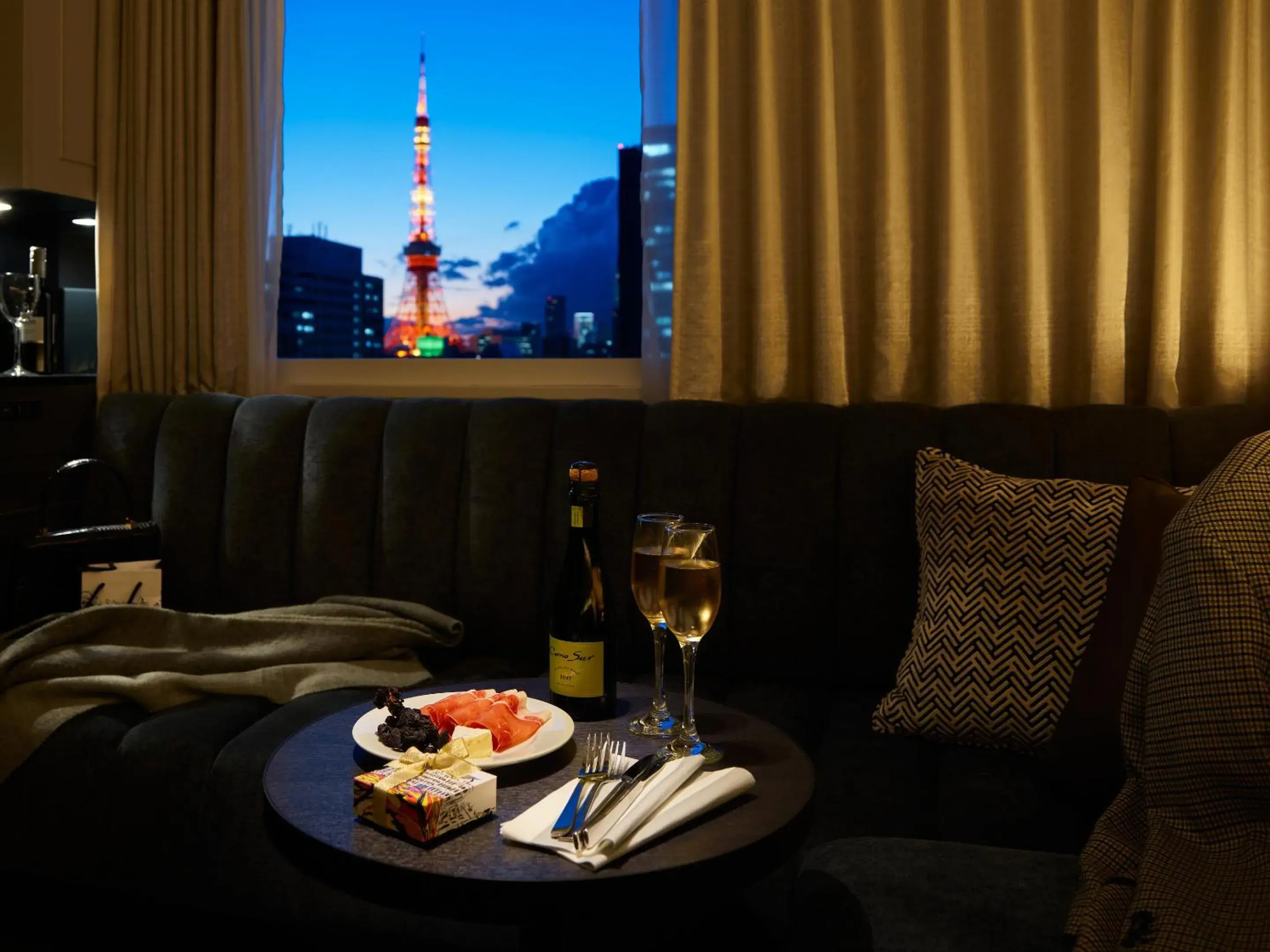 View (from property/room) in Mitsui Garden Hotel Shiodome Italia-gai - Tokyo View (from property/room) in Mitsui Garden Hotel Shiodome Italia-gai - Tokyo