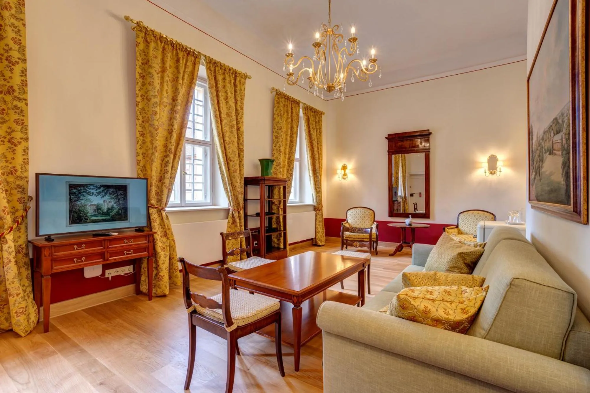 TV and multimedia in Urlaubsresidenz Marstall und Kanzlei im Schlossensemble