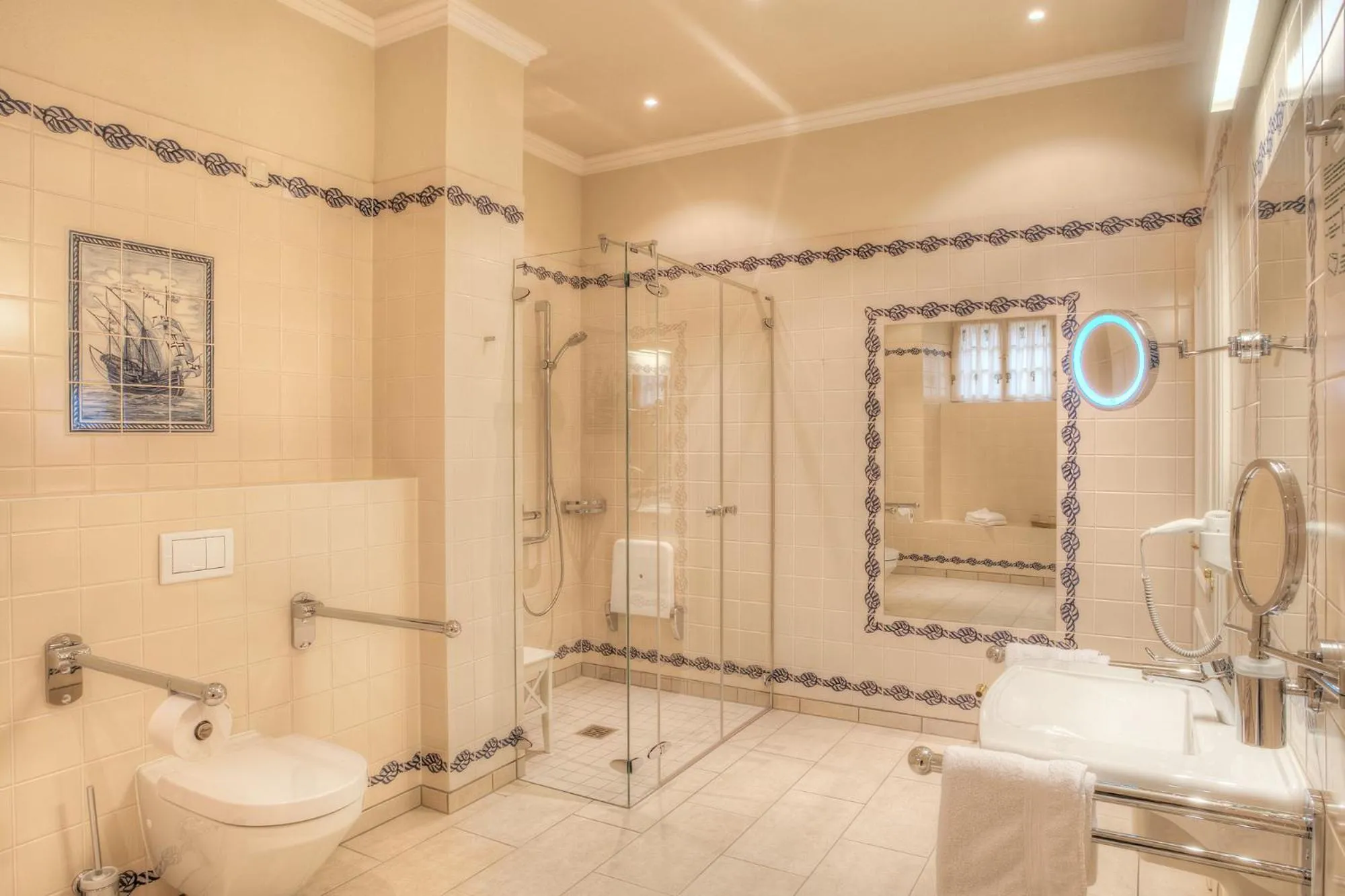 Bathroom in Urlaubsresidenz Marstall und Kanzlei im Schlossensemble